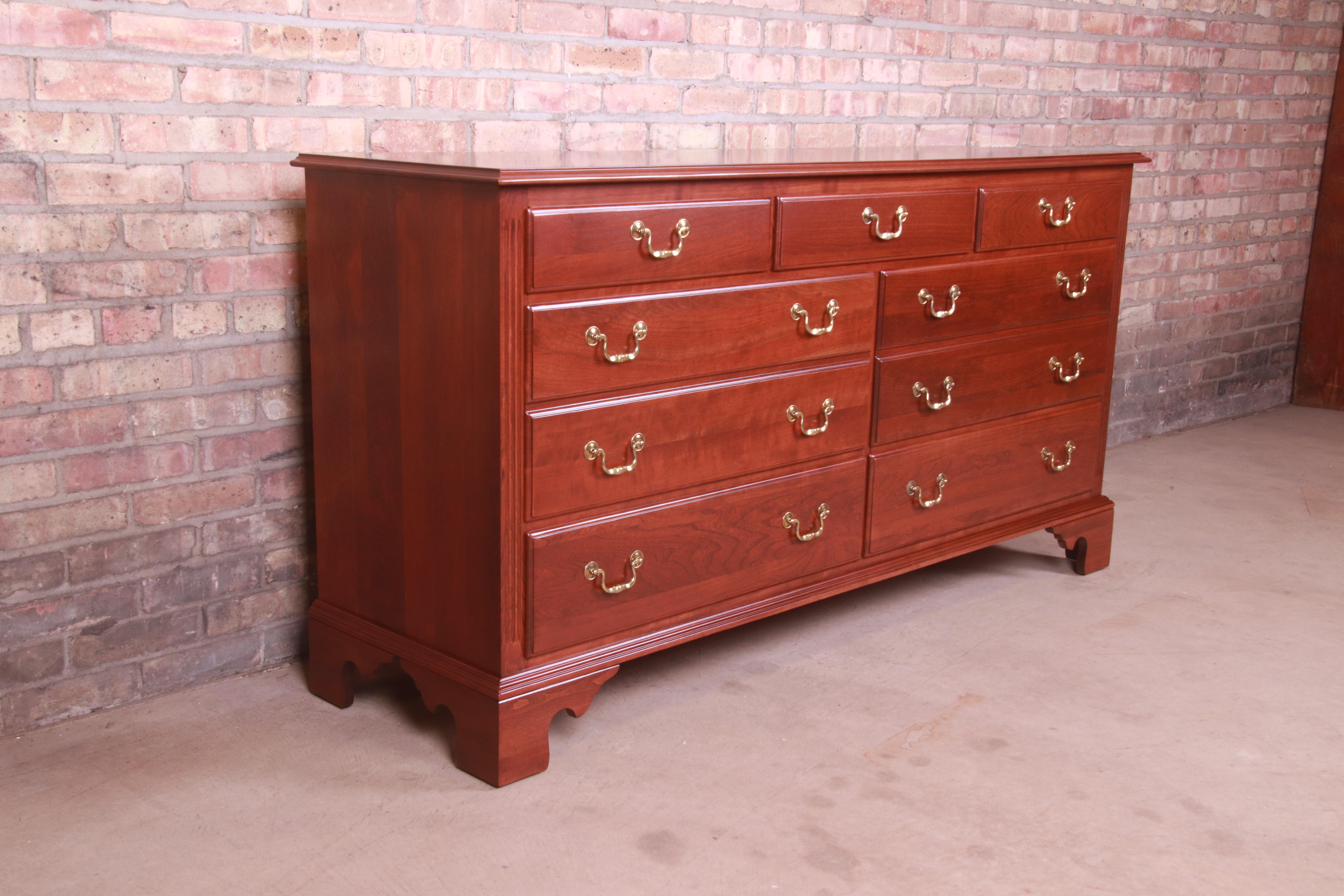 Georgian Cherry Wood Dresser, Newly Refinished In Good Condition In South Bend, IN