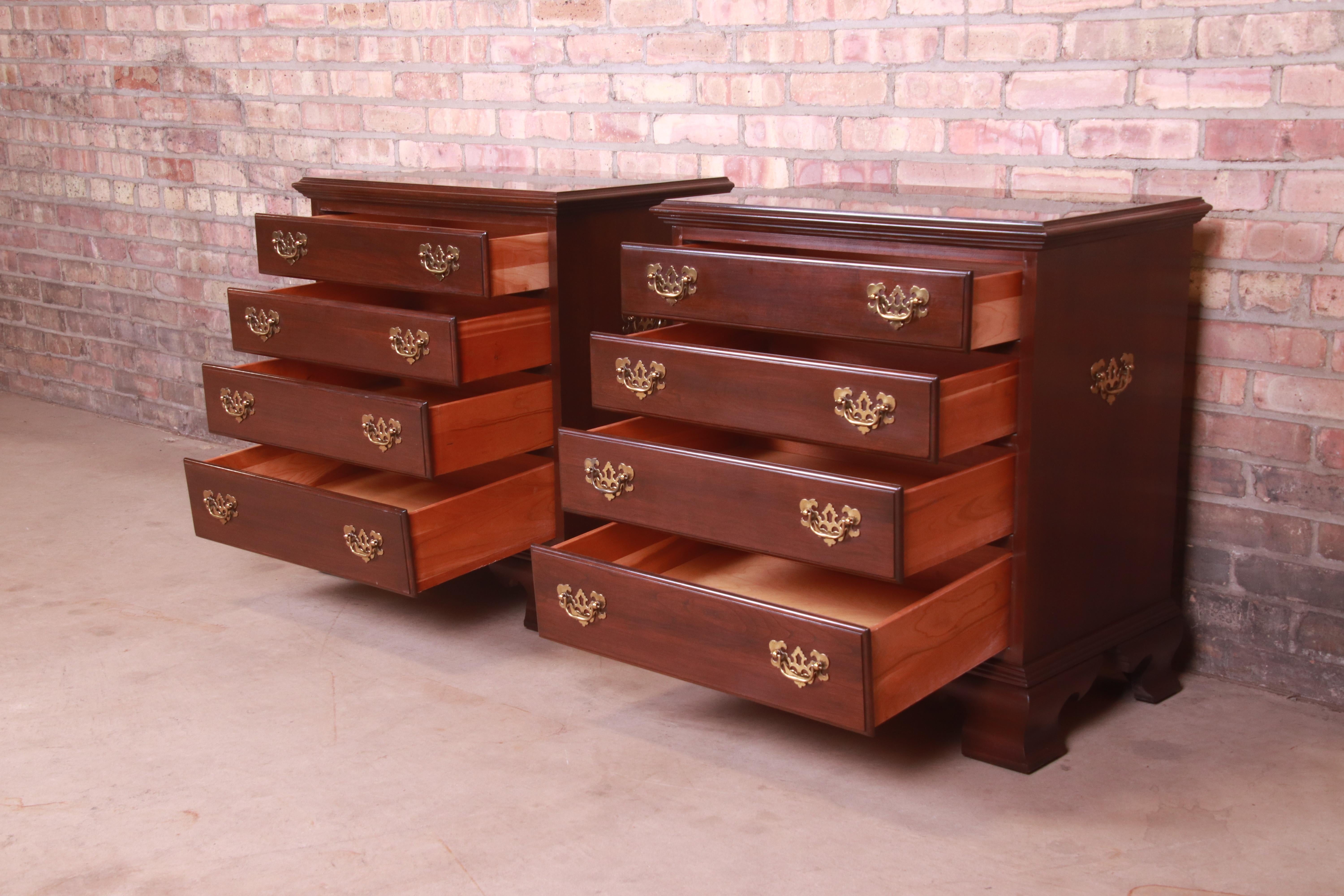 Ethan Allen Georgian Mahogany Four-Drawer Bedside Chests, Pair 5