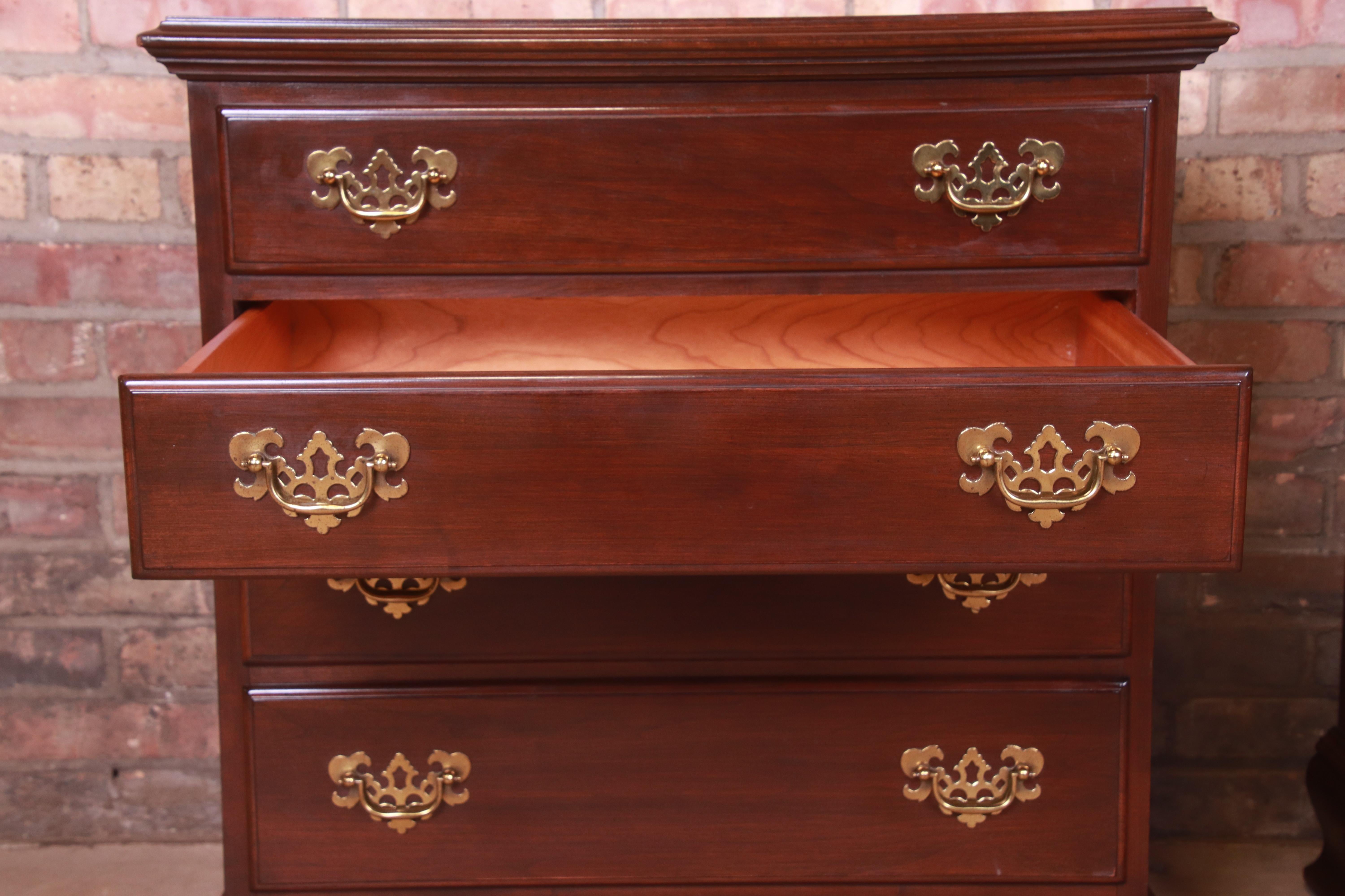 Ethan Allen Georgian Mahogany Four-Drawer Bedside Chests, Pair 5