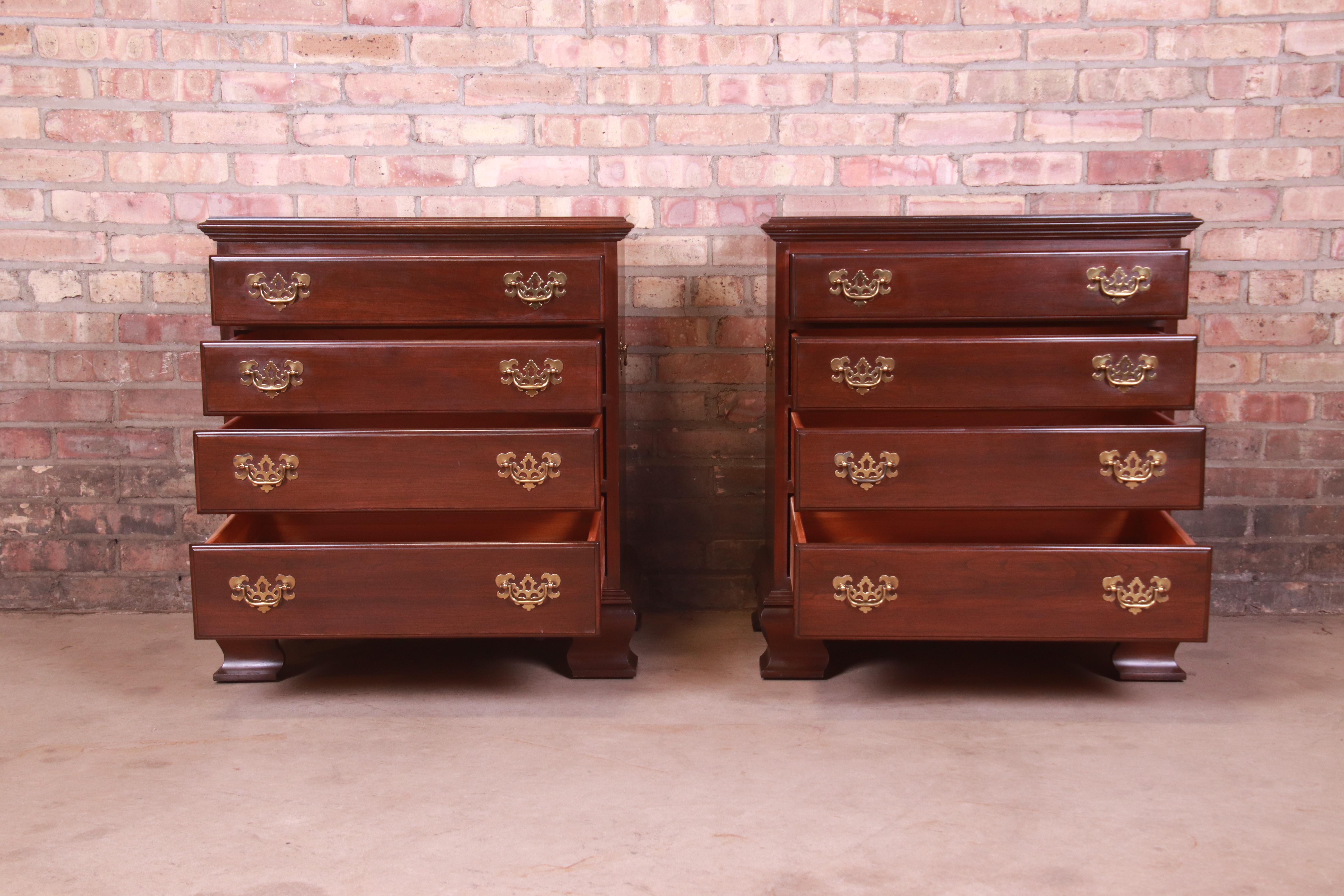 Ethan Allen Georgian Mahogany Four-Drawer Bedside Chests, Pair 3