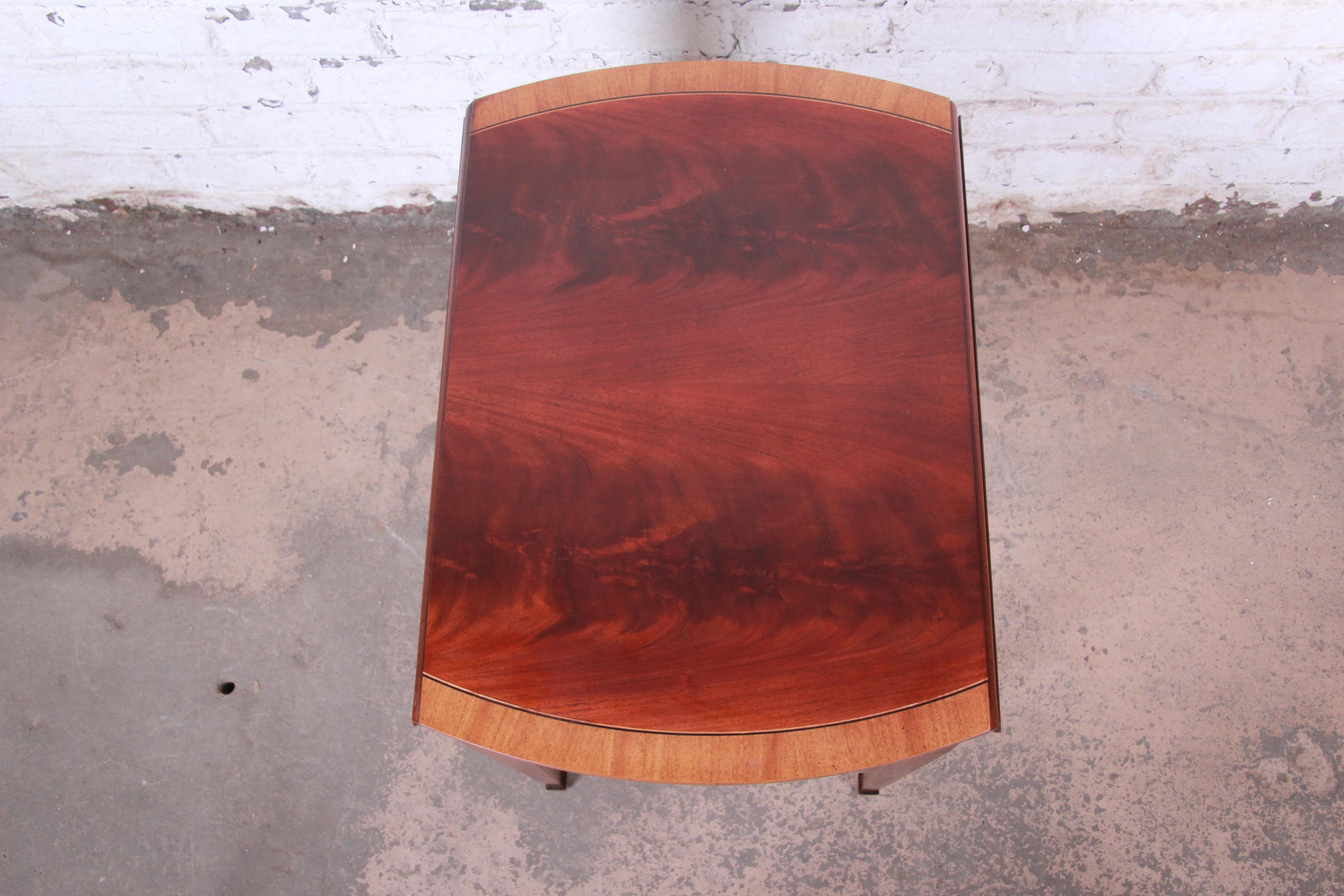 Contemporary Ethan Allen Georgian Style Banded Mahogany Pembroke Side Table