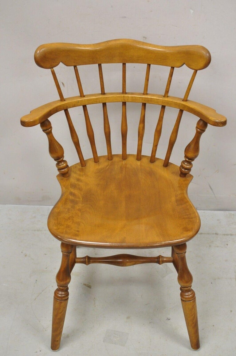 Ethan Allen Heirloom Nutmeg Maple Windsor Comb Back Dining Side Chair For Sale at 1stDibs