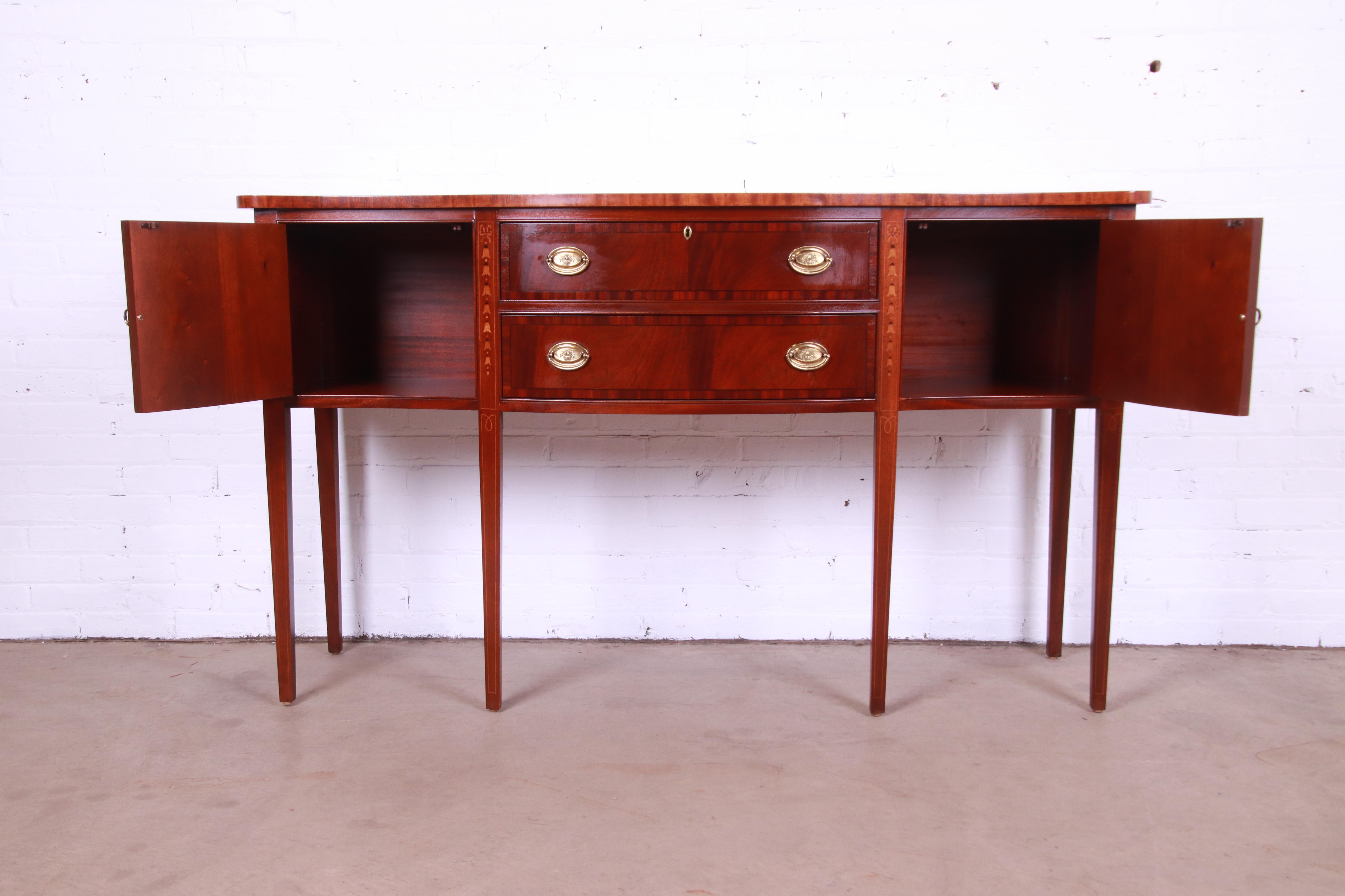 Ethan Allen Hepplewhite Inlaid Mahogany Serpentine Sideboard Credenza 6