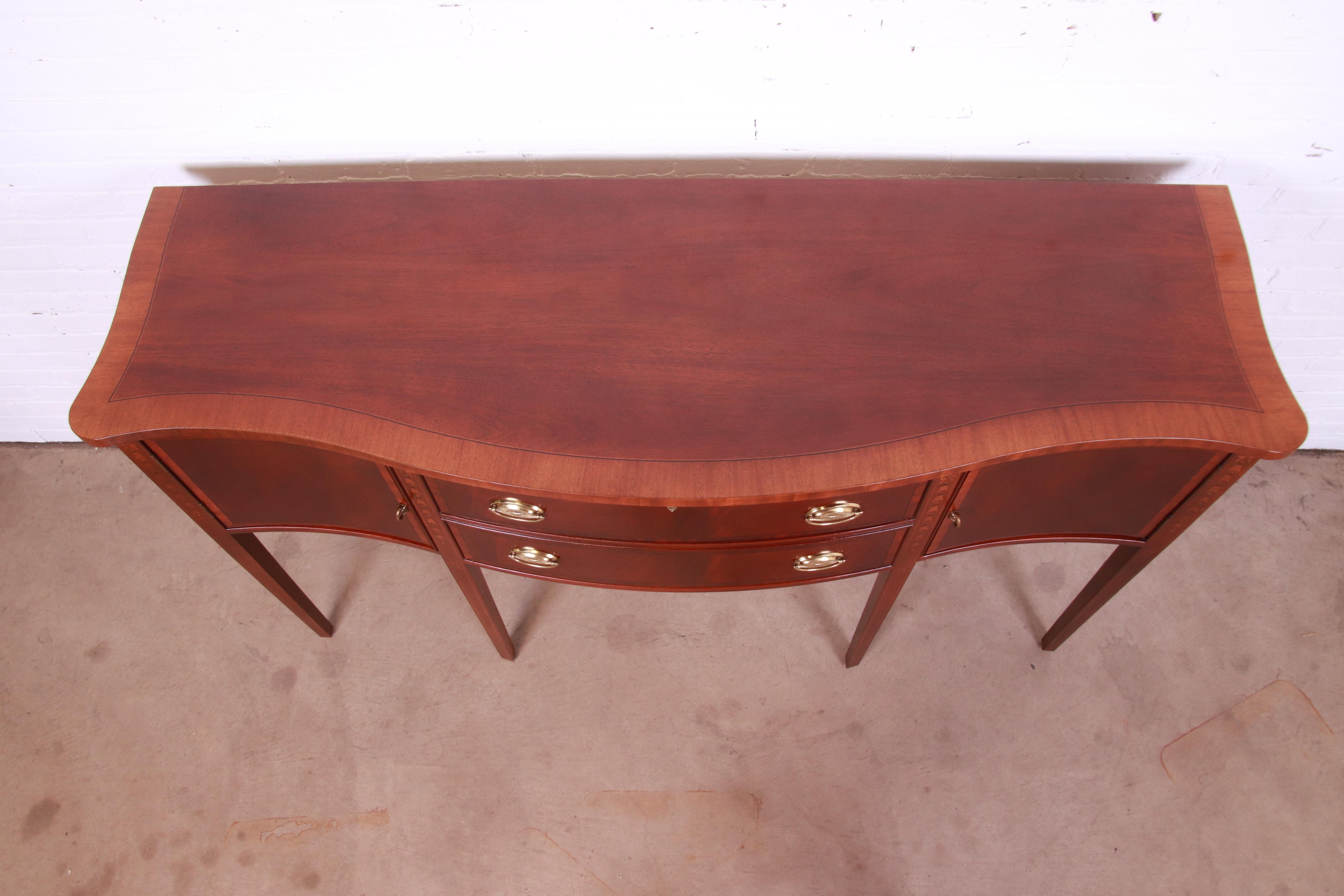 Ethan Allen Hepplewhite Inlaid Mahogany Serpentine Sideboard Credenza 9