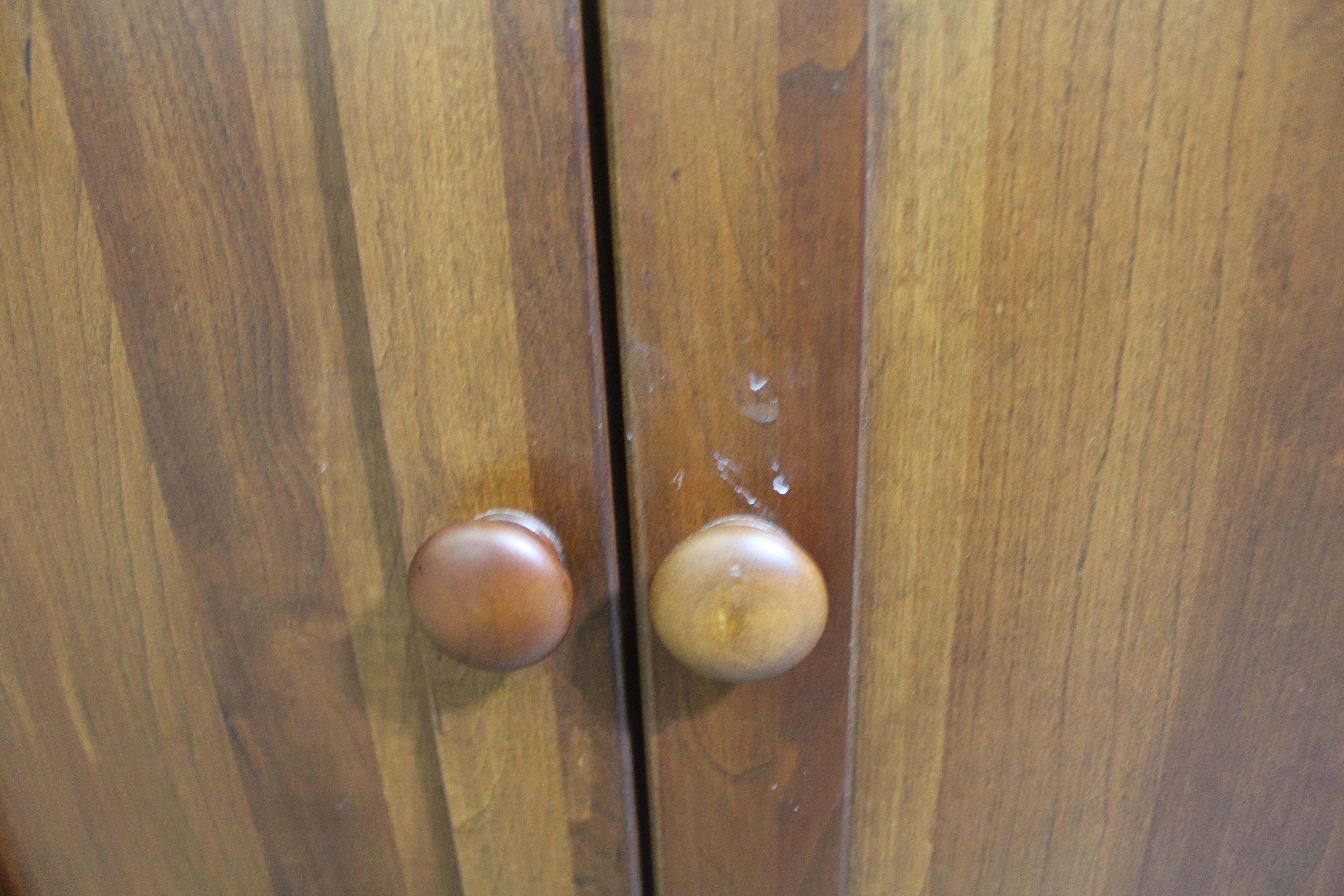 Ethan Allen Impressions Cherry Ebonized Nightstand Cabinet In Good Condition In Wilmington, DE