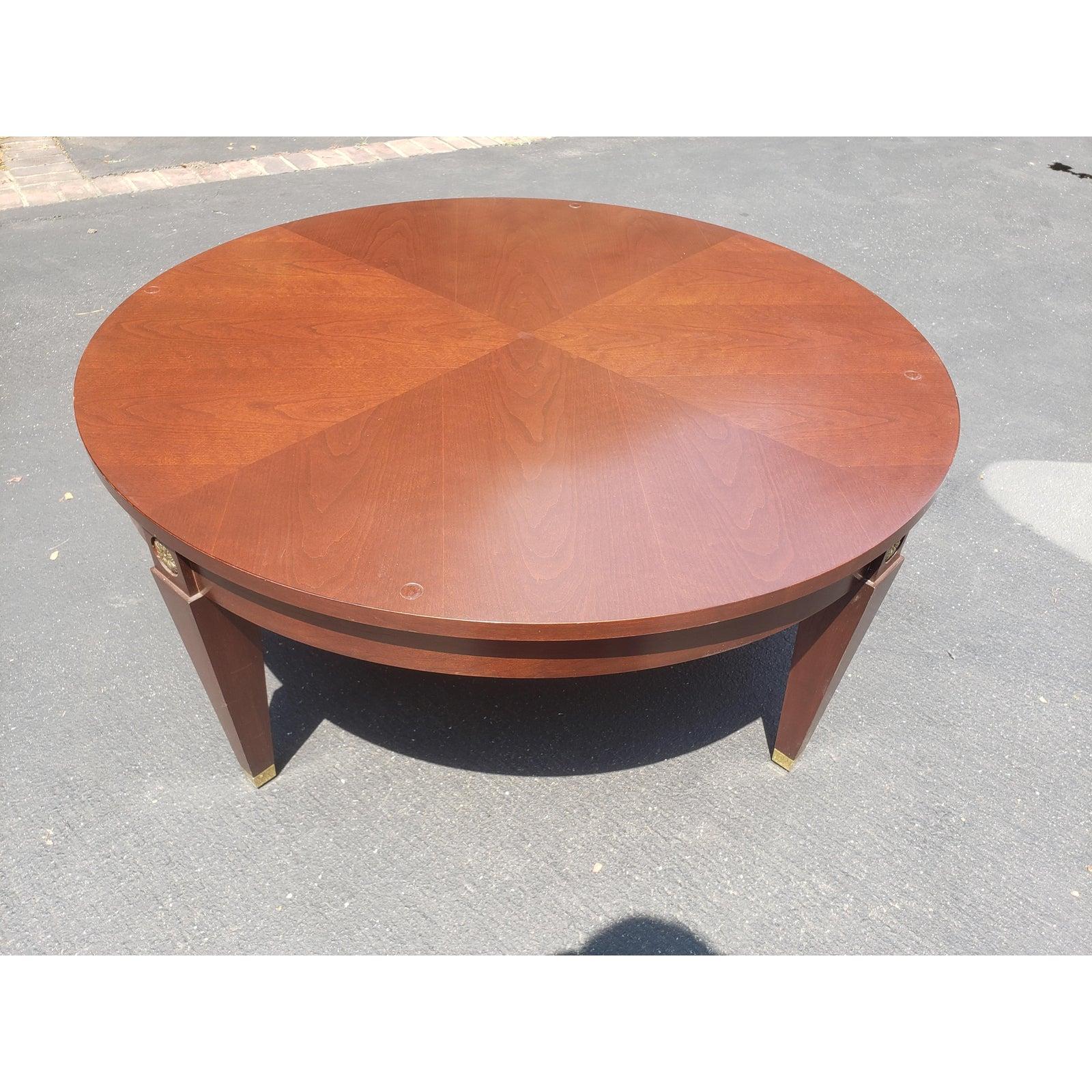 Ethan Allen Mahogany Glass Top Coffee Table In Excellent Condition In Germantown, MD