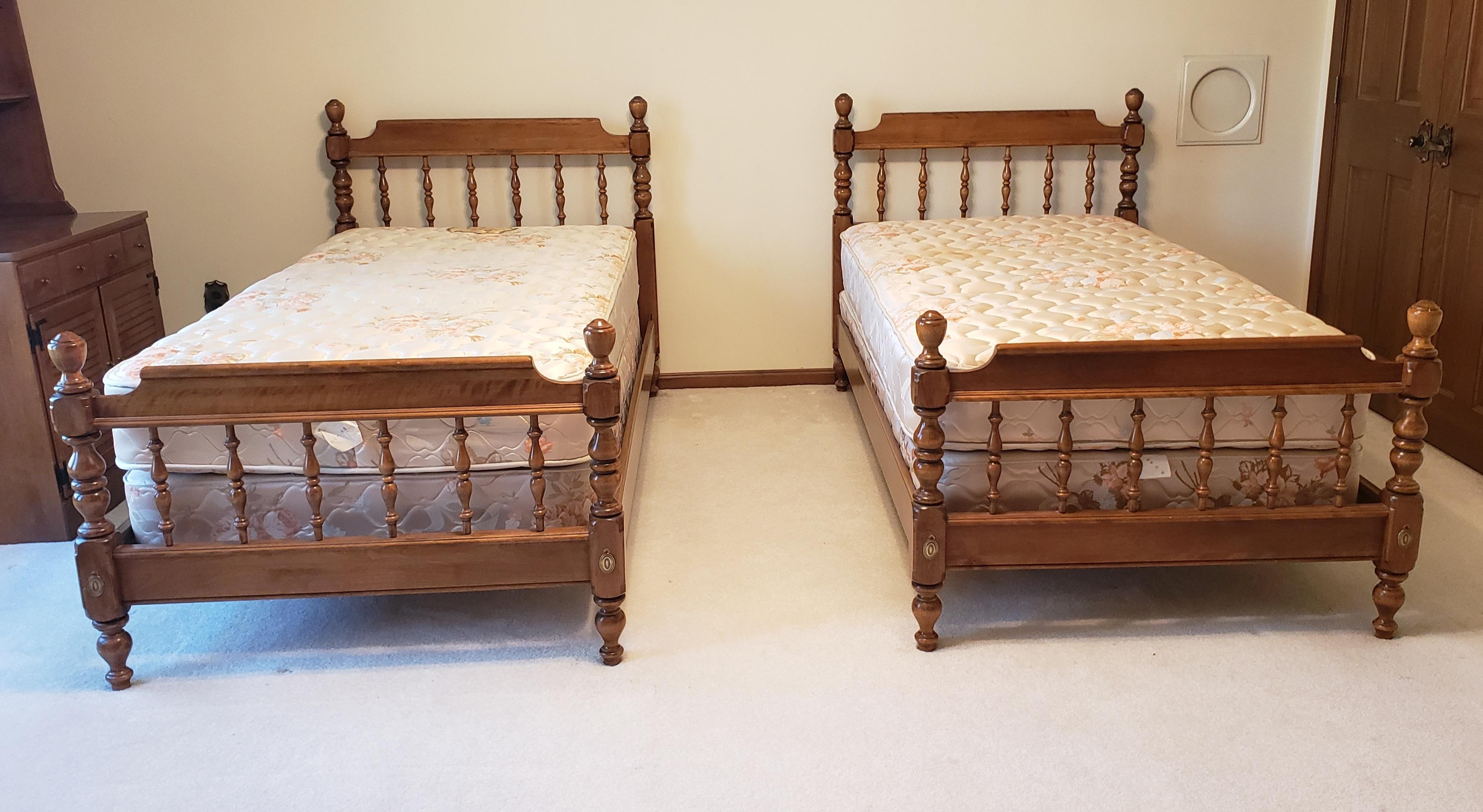 vintage ethan allen twin bed