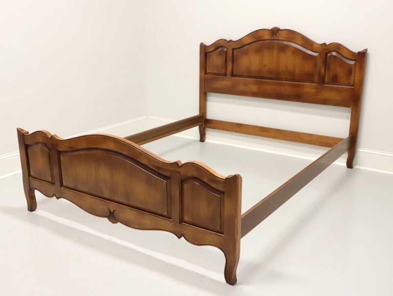 ETHAN ALLEN Mid 20th Century Maple French Country Queen Size Bed