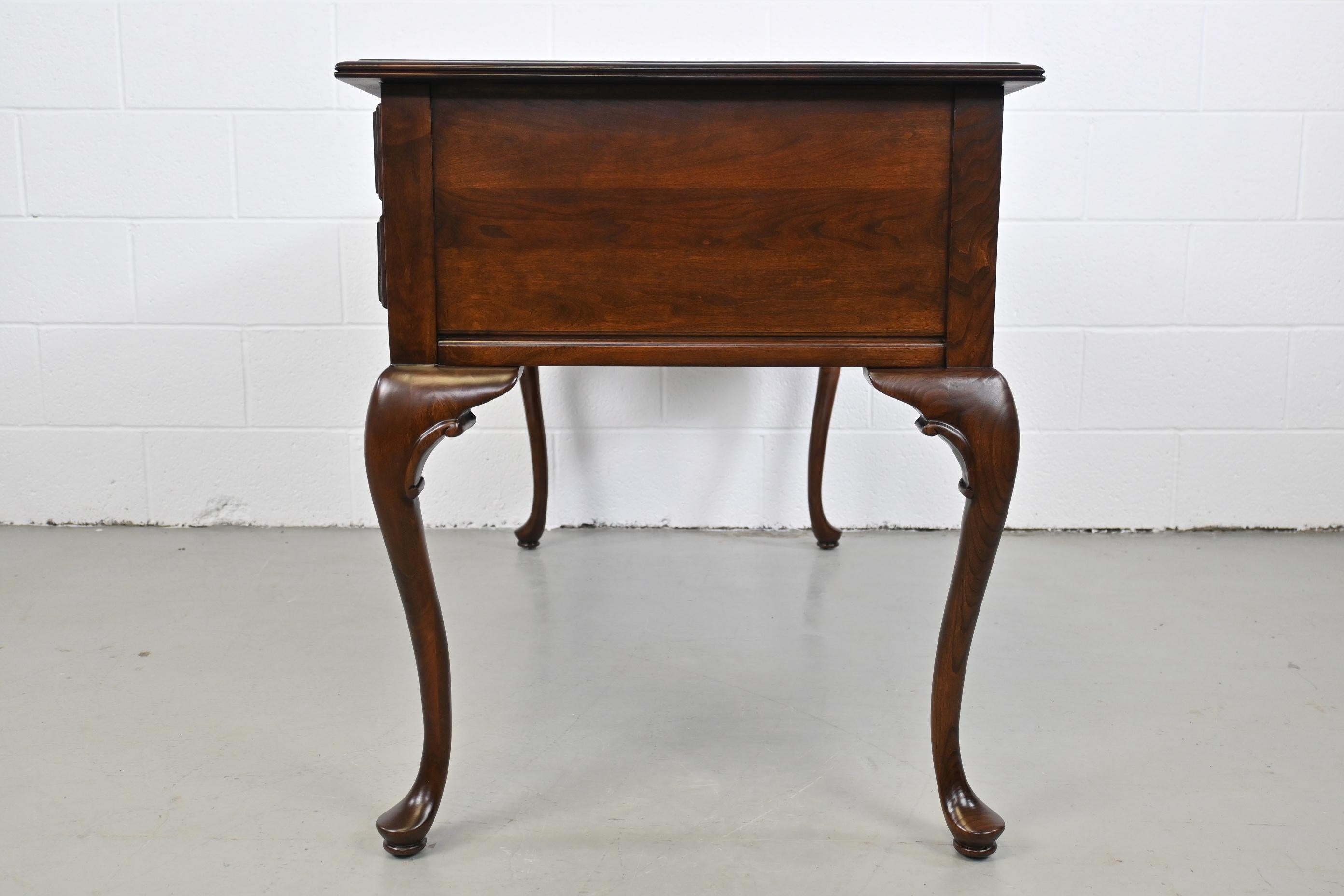 Ethan Allen Queen Anne Style Cherry Desk 2