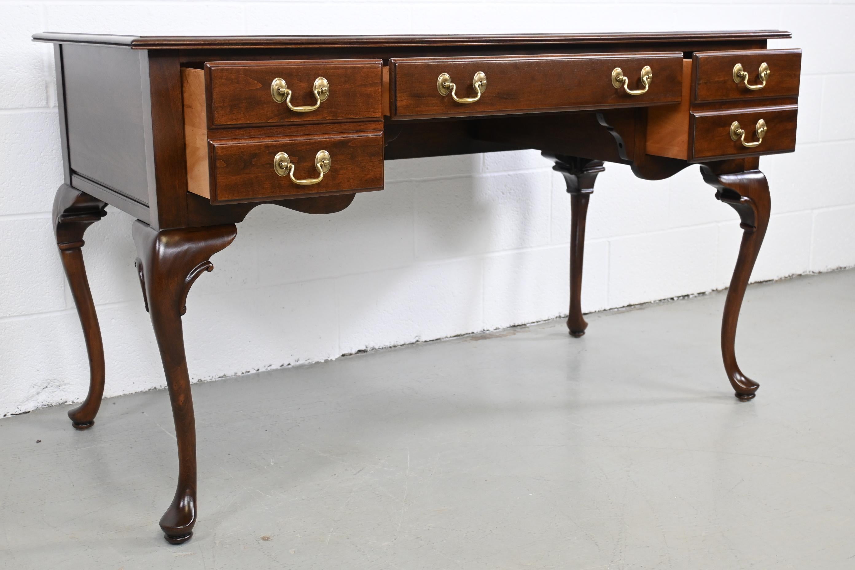 Late 20th Century Ethan Allen Queen Anne Style Cherry Desk