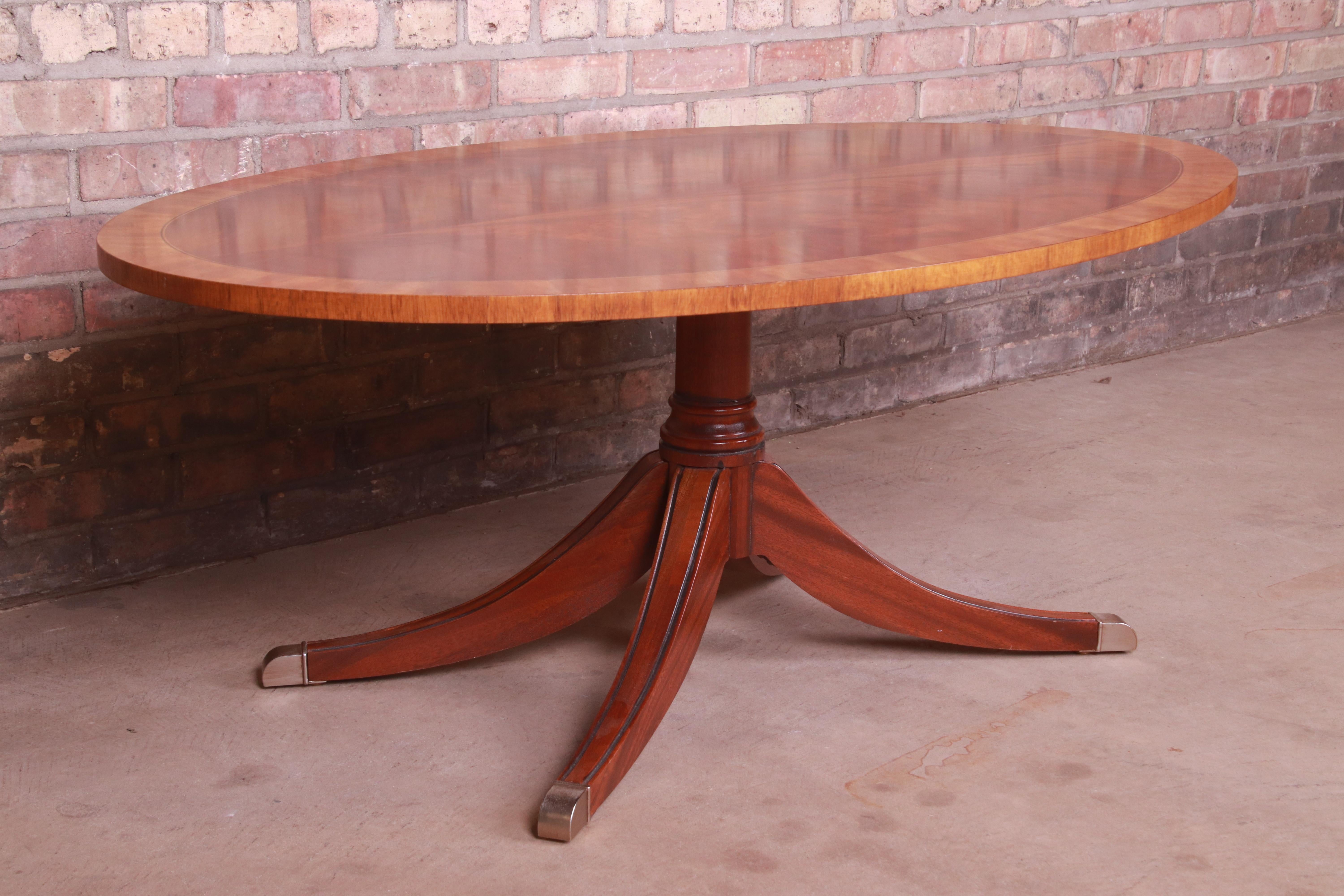 American Ethan Allen Regency Banded Mahogany Pedestal Coffee Table