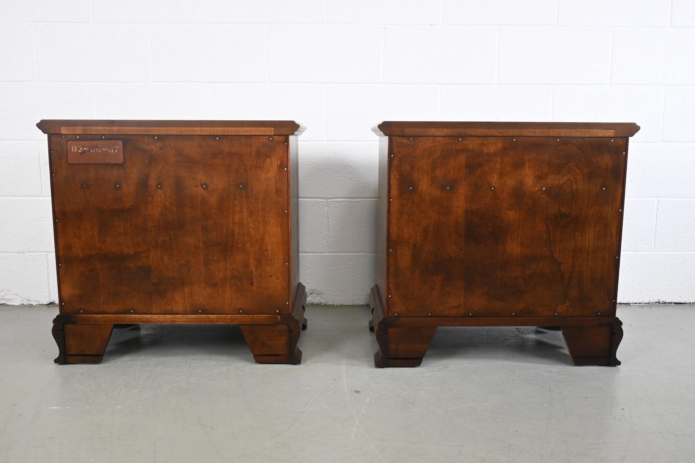 Ethan Allen Traditional Pair of Nightstands For Sale at