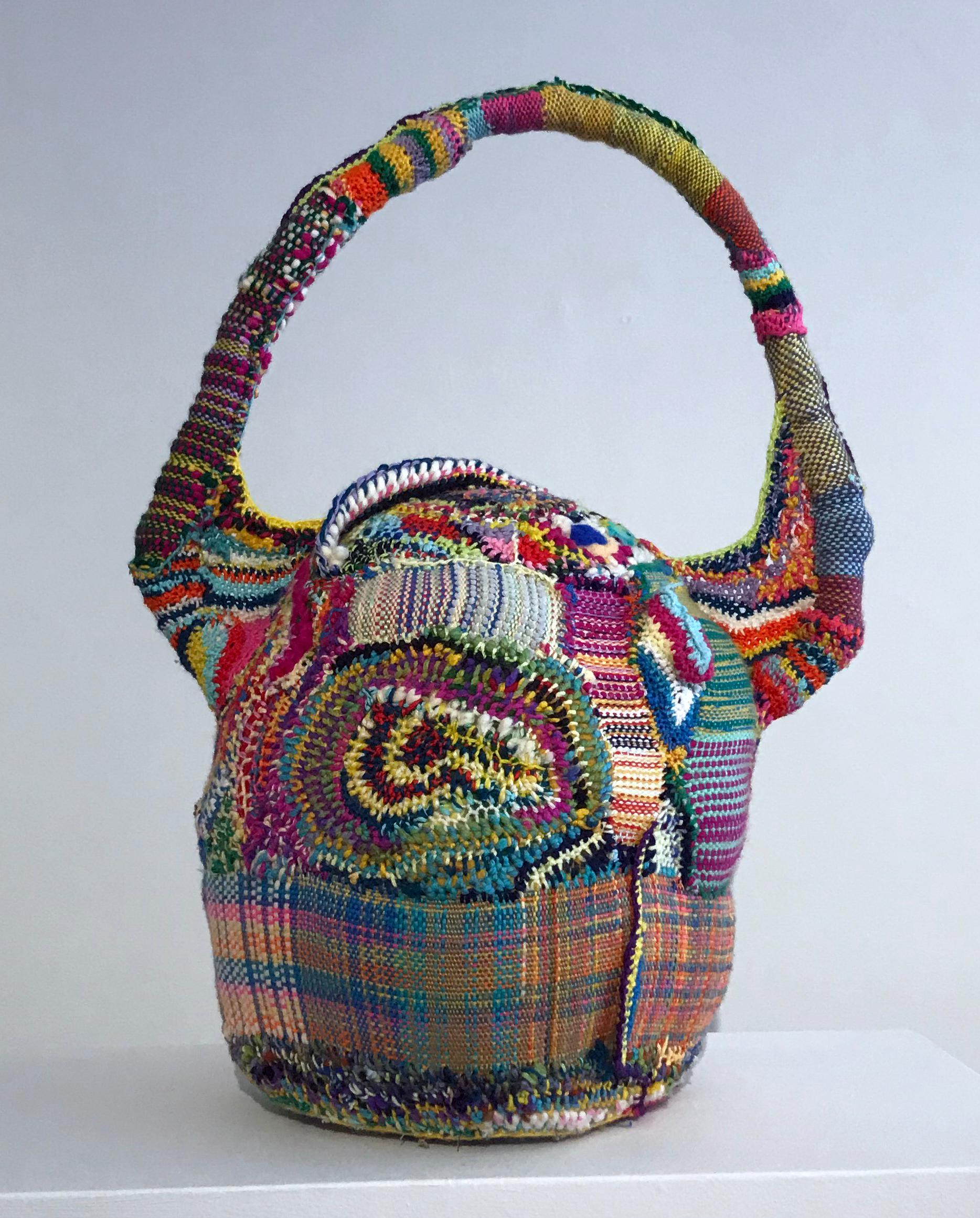 Scultura astratta in fibra, Ethan Meyer, 2024, Colori vivaci, Tessuto a mano, Stitch by Stitch in vendita 1