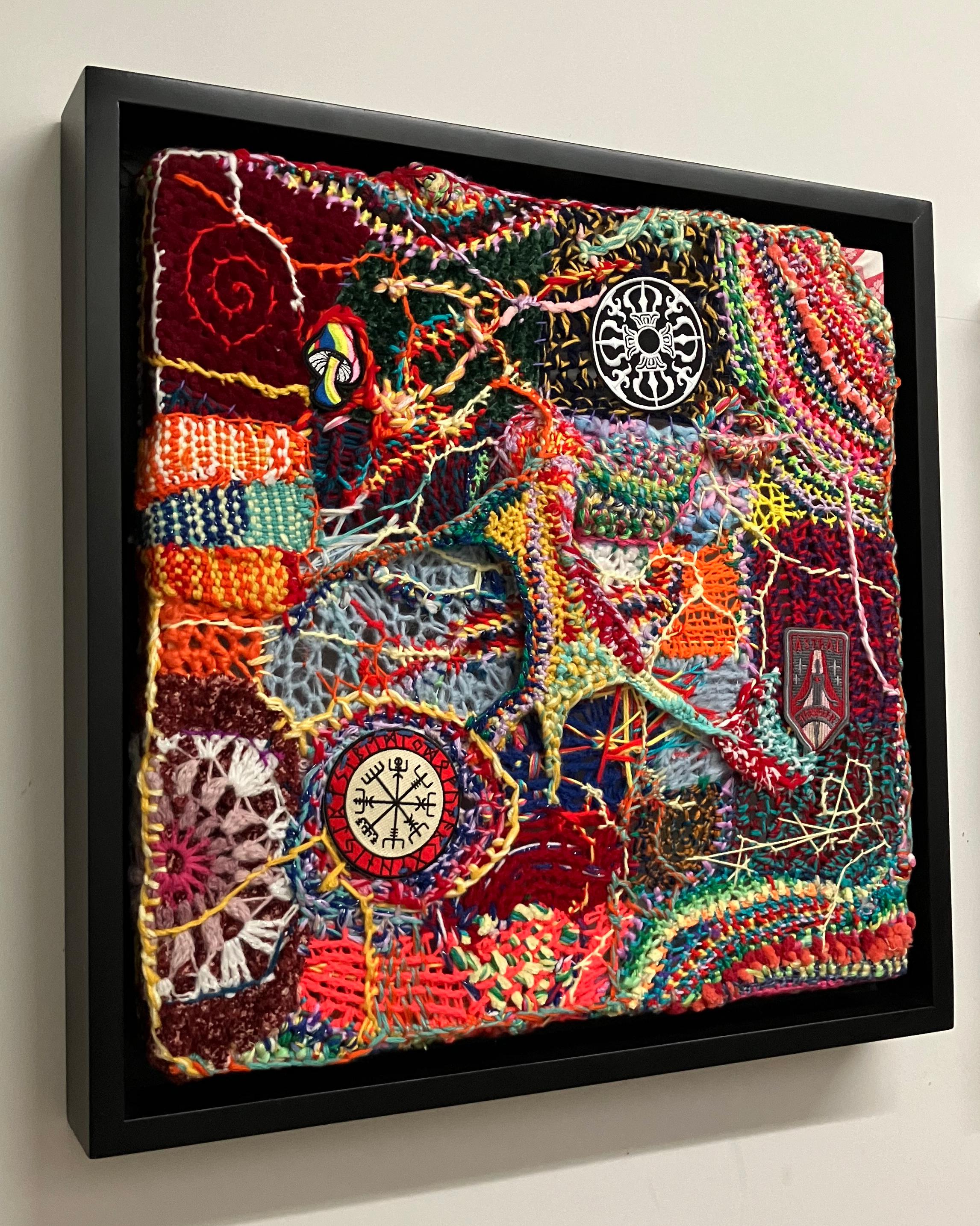 « Mon âme passera à travers les barrières de l'éternité », encadré, textile, fibre - Contemporain Sculpture par Ethan Meyer