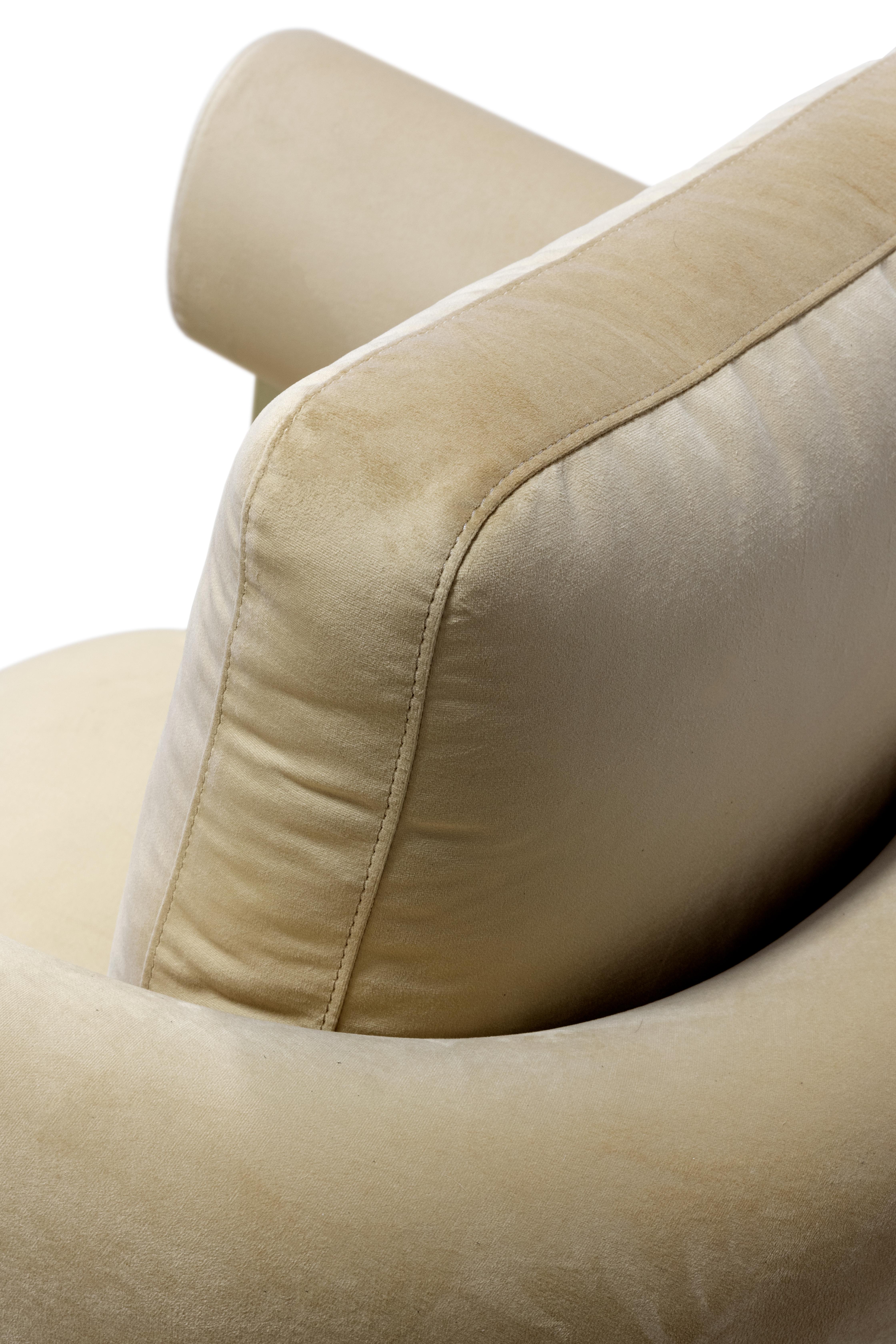 Sillón Ethereal - Latón martillado pulido a mano y tela - Boca Do Lobo en venta 2