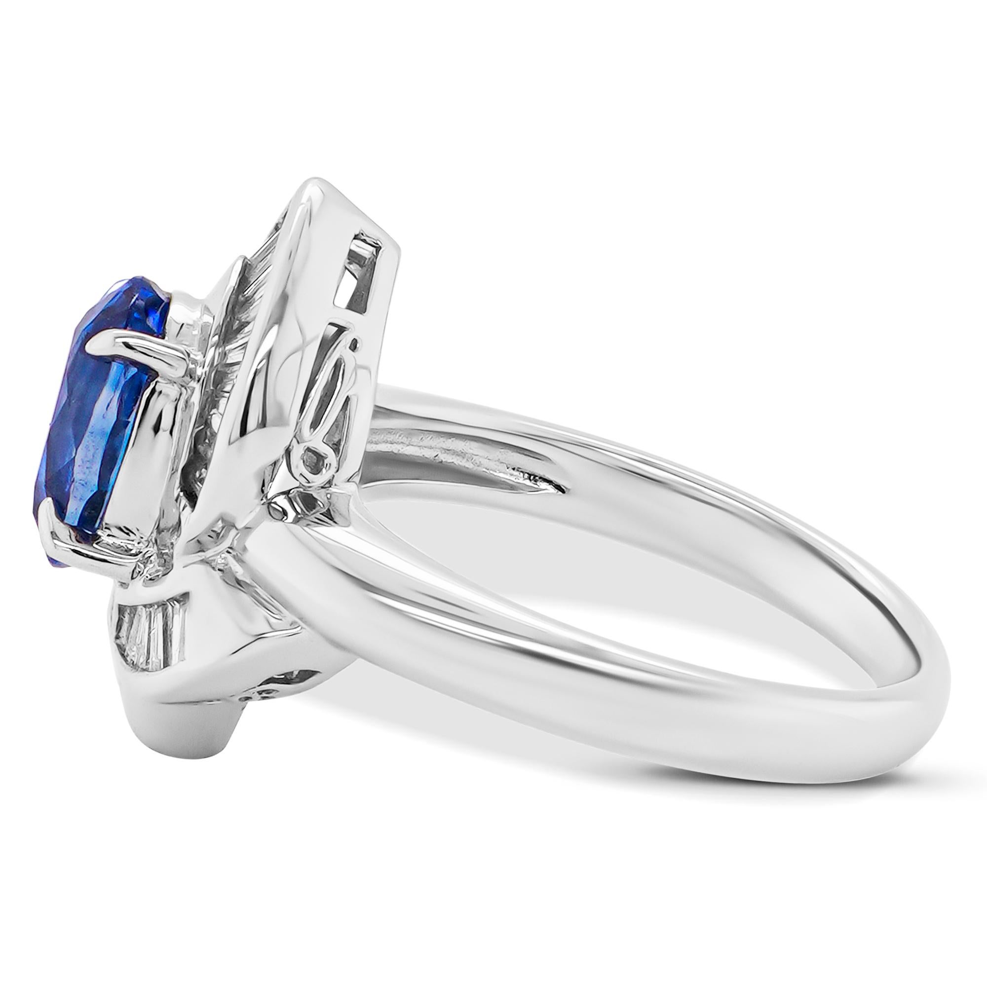 Ätherischer Blauer Majestät 1,85 Karat Lebendiger Saphir & Diamant Solitär Ring (Ovalschliff) im Angebot
