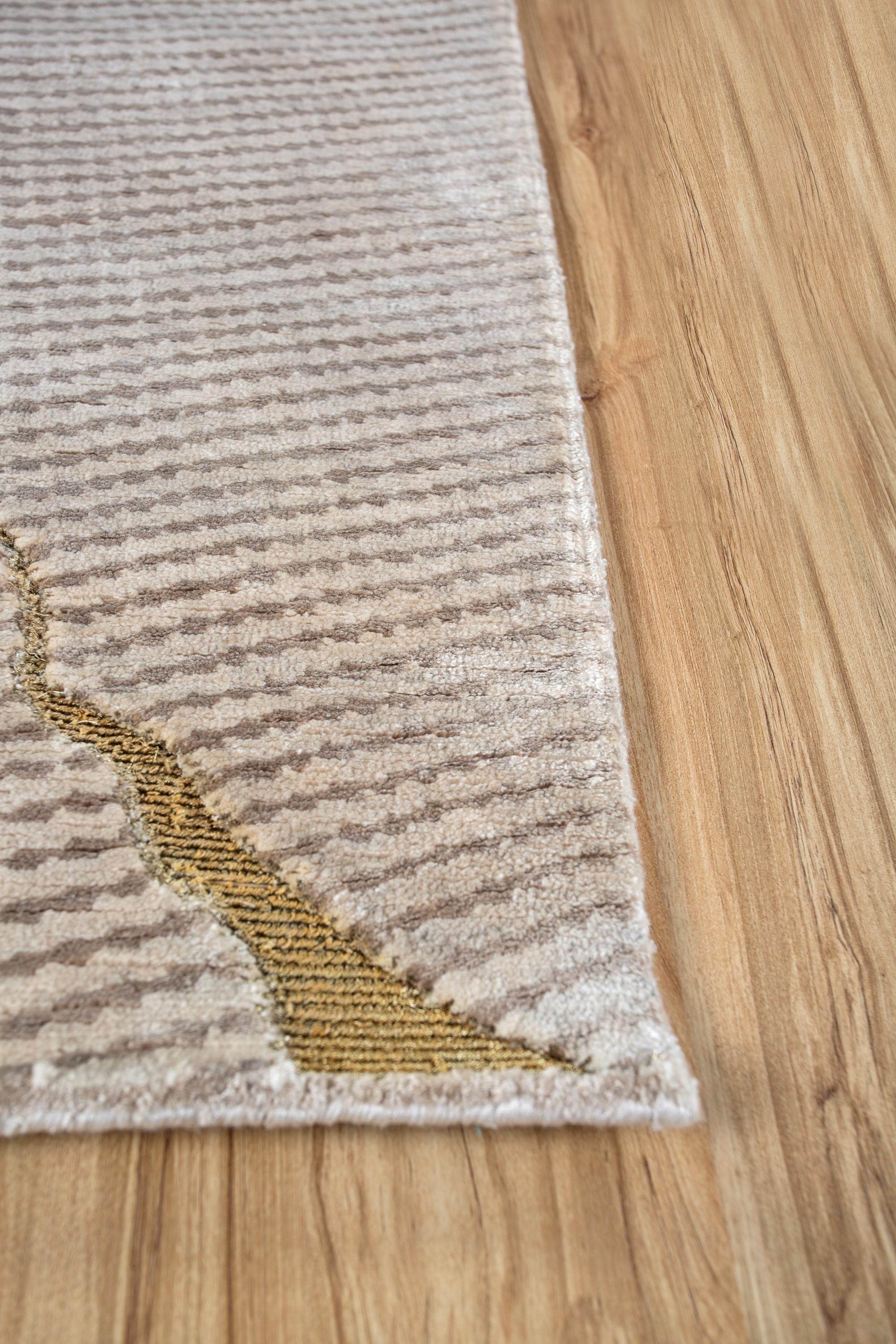 Ethereal Elegance Hand-Knotted Modern Area Rug In New Condition For Sale In Milano, IT