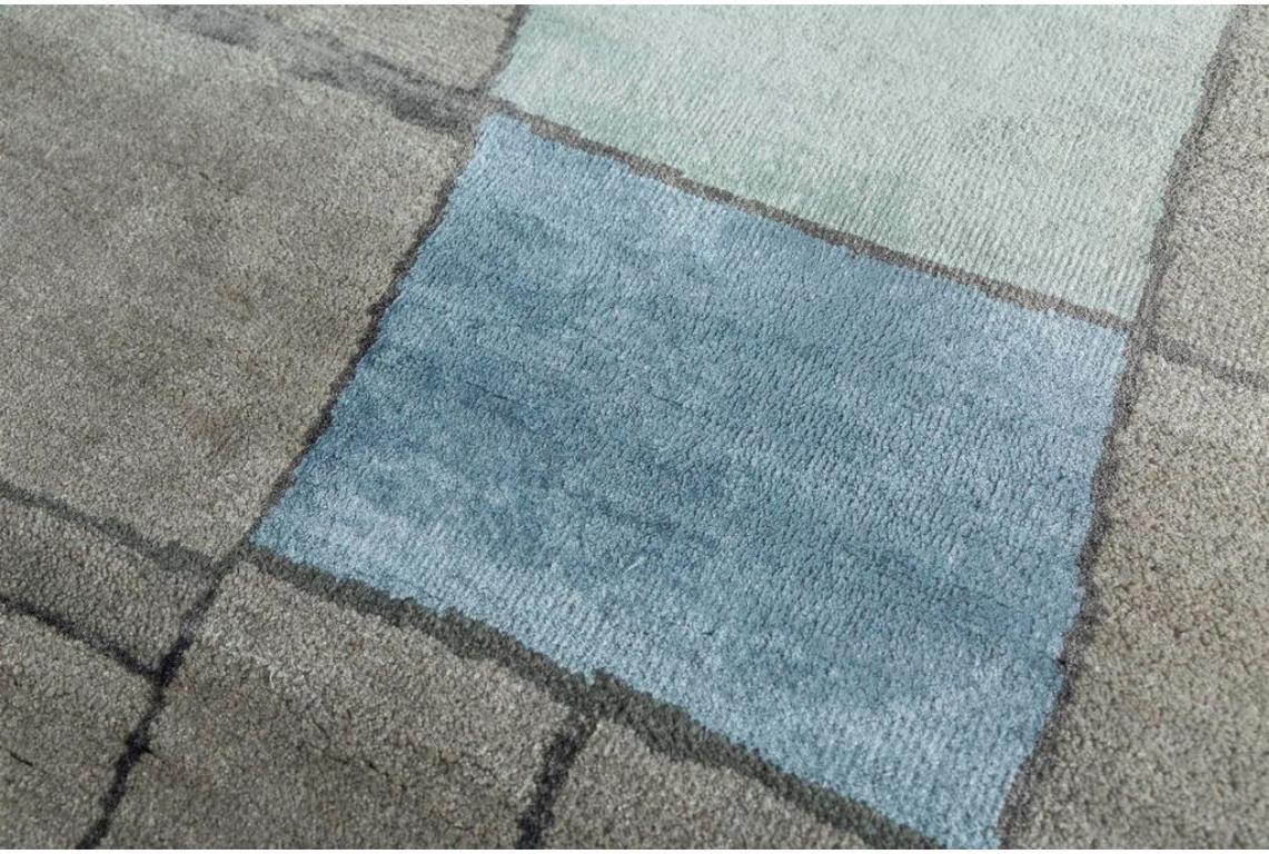Indian Ethereal Haze Classic Gray & Light Sea Mist 240x300 cm Hand Knotted Rug For Sale