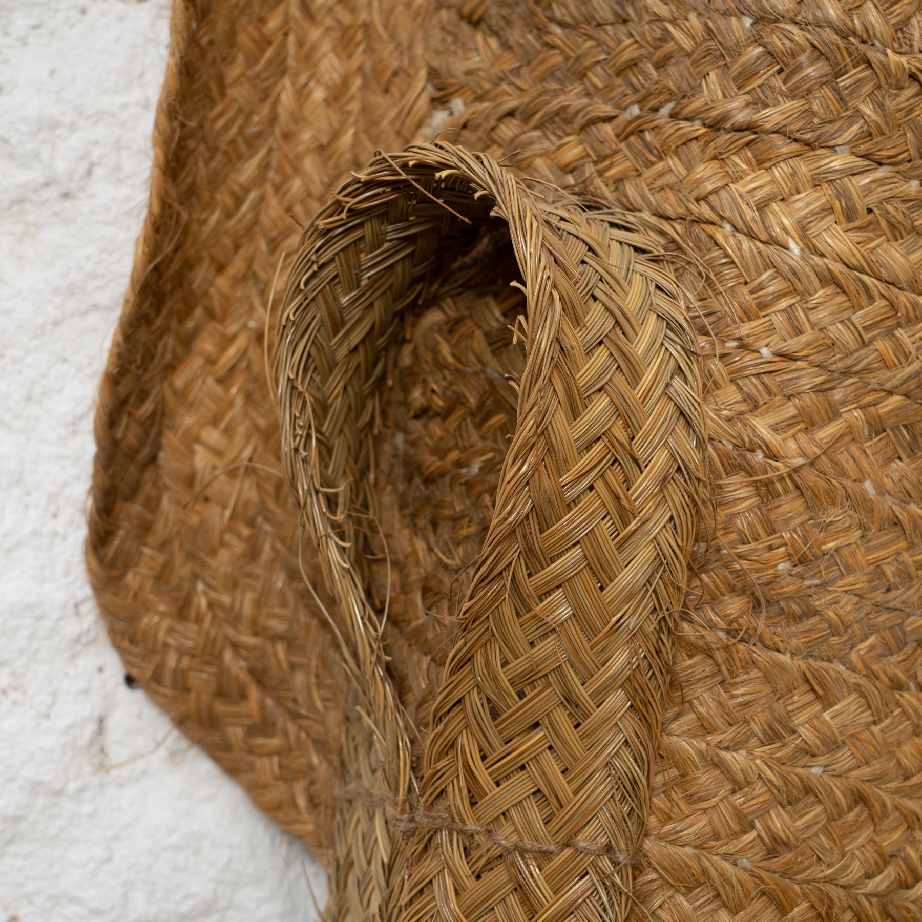 Ätherische Fäden: Gobelin-Textil-Skulptur aus Spanien, um 1980 (Ende des 20. Jahrhunderts) im Angebot