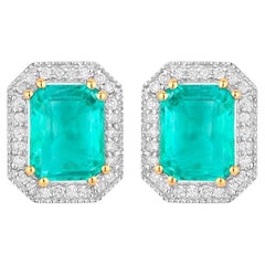 Ethiopian Emerald Stud Earrings Diamond Halo 2.9 Carats 14K Yellow Gold