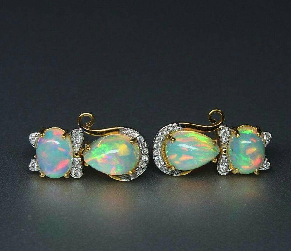 Brilliant Cut Ethiopian Opal Diamond 14k Solid Gold Kitty Cat Earring Cat Bow Stud Earrings  For Sale