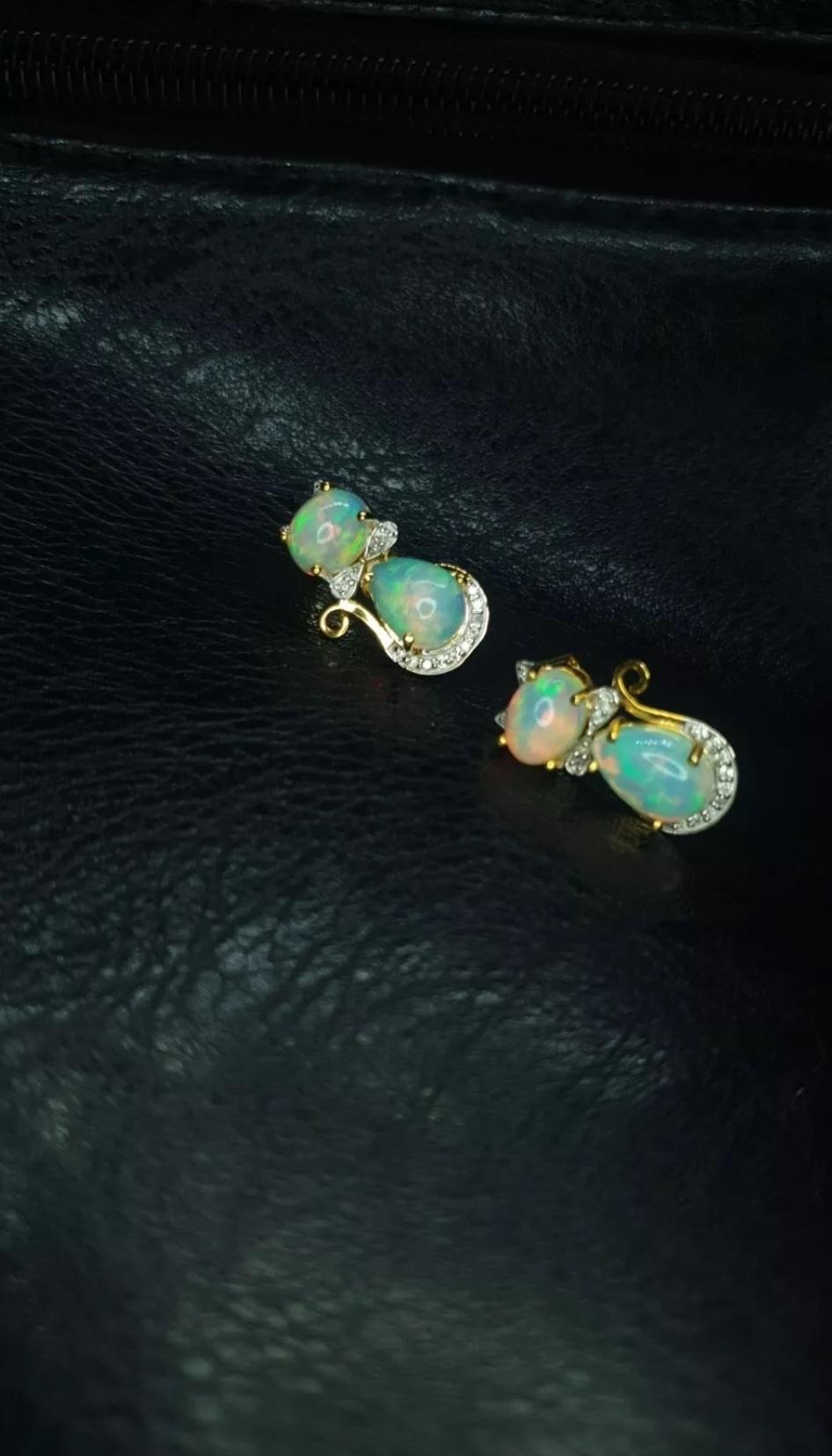 Ethiopian Opal Diamond 14k Solid Gold Kitty Cat Bow Stud Earrings Pair For Sale 3