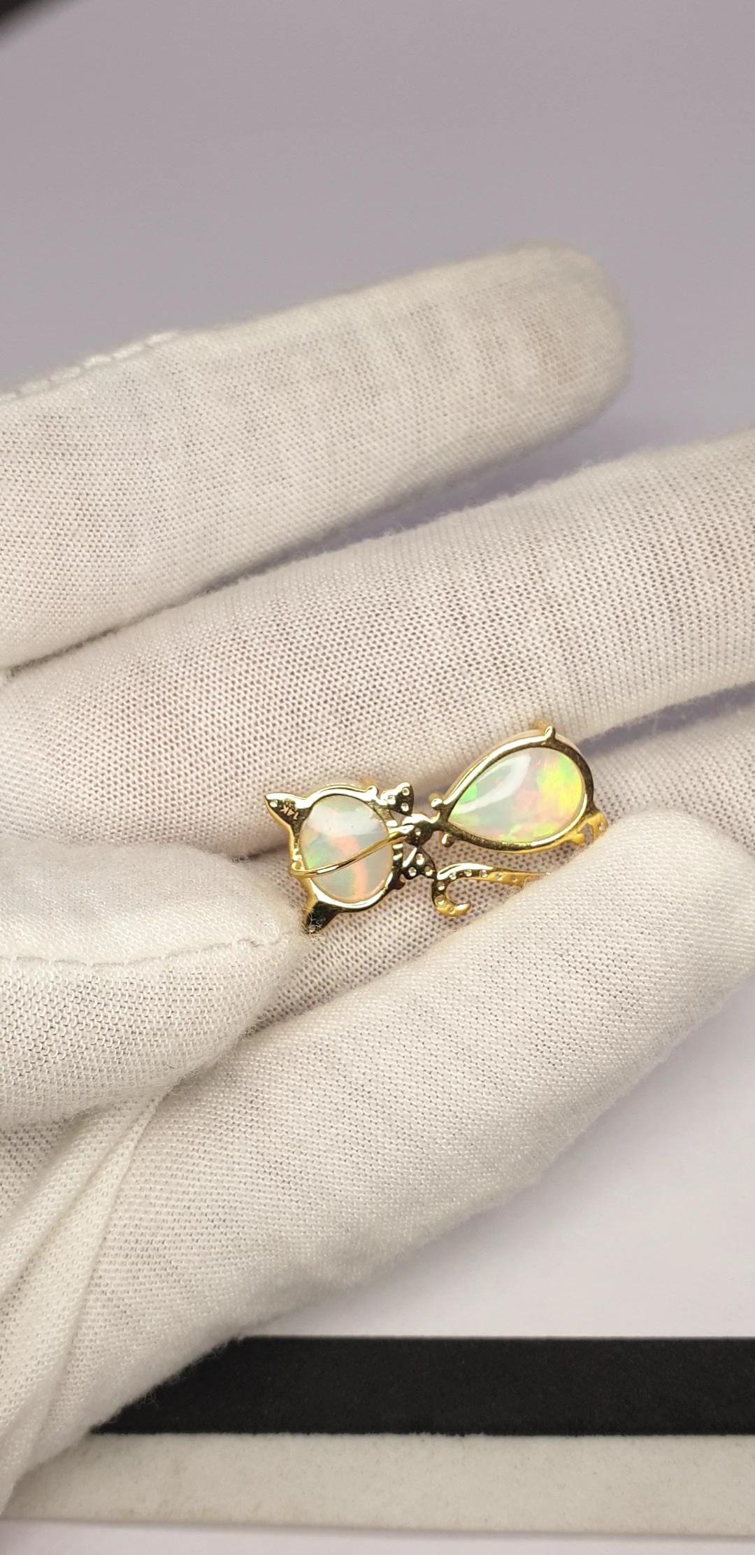Ethiopian Opal Kitten Shape Cat Pendant in 14K Solid Gold For Sale 6