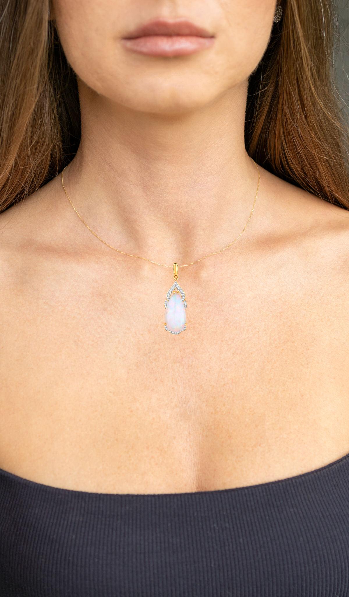 Contemporary Ethiopian Opal Pendant Necklace Diamonds 9.37 Carats 14K Yellow Gold For Sale