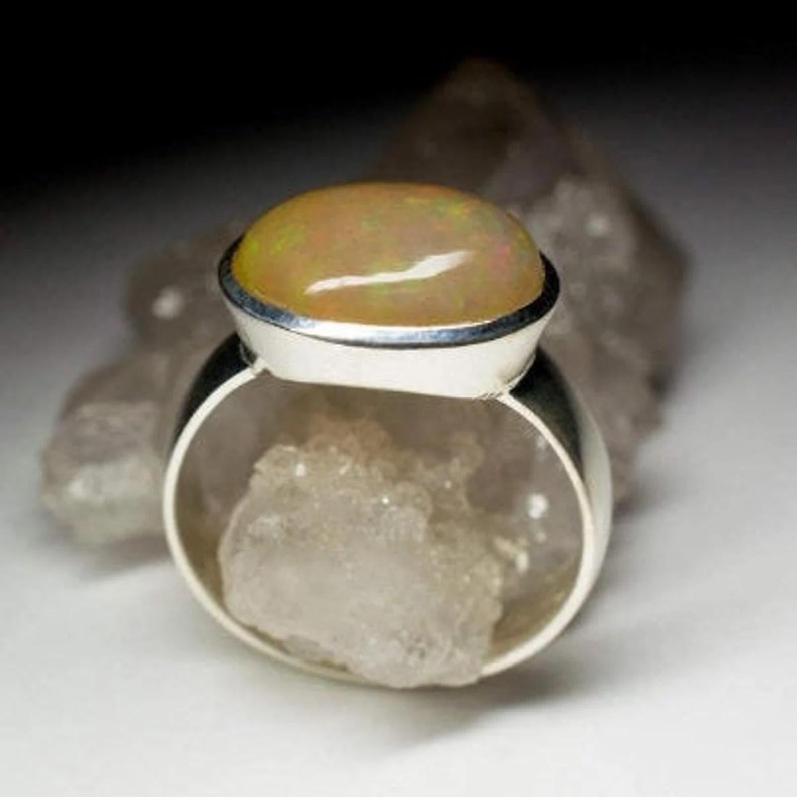 Ethiopian Opal Silver Ring Natural Big Brown Gemstone Unisex Jewelry Vintage In New Condition For Sale In Berlin, DE