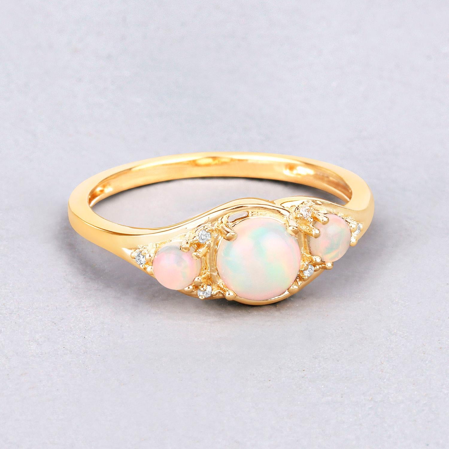 Contemporain Opale d'Éthiopie Bague à trois pierres Diamants Or jaune 14K en vente