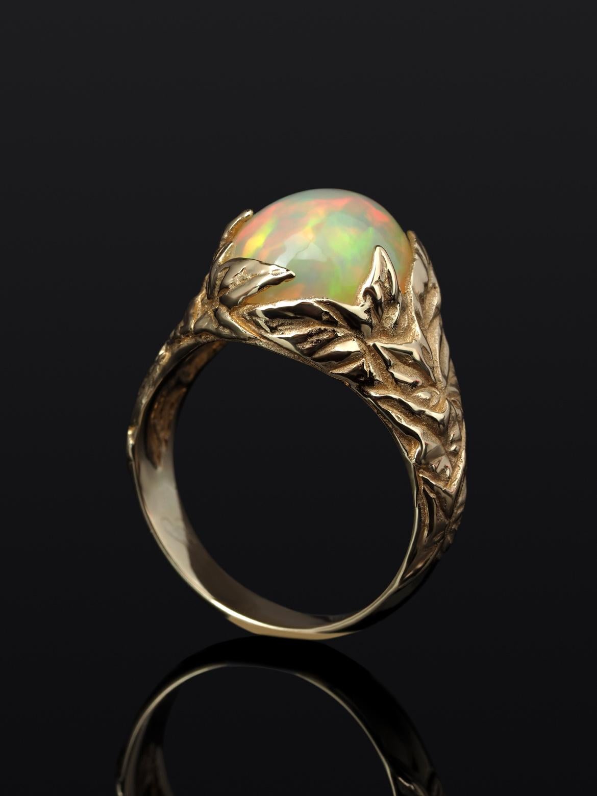 Ethiopian Opal Yellow Gold Ivy Ring Aphrodite Style Multicolor Glare Art Nouveau For Sale 2