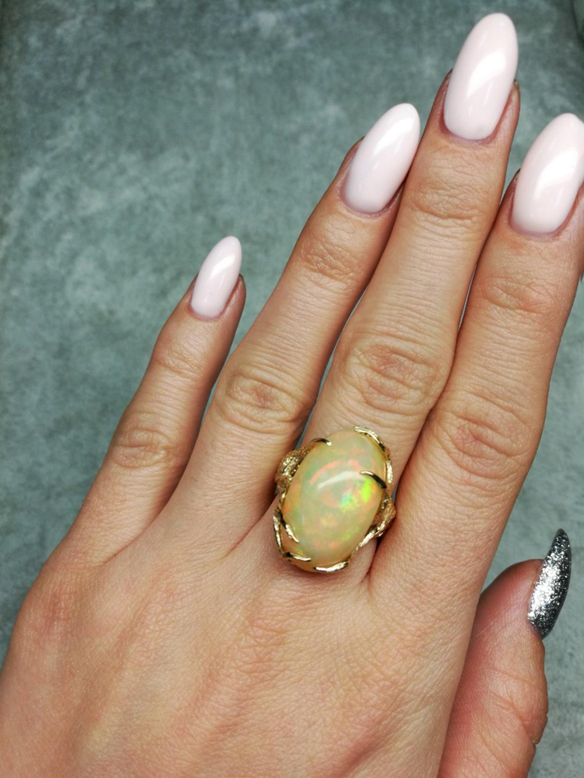 Ethiopian Opal Yellow Gold Ring Art Nouveau Style Iridescent Gemstone Jewelry For Sale 1