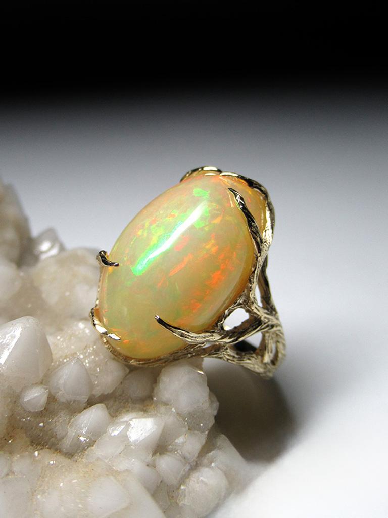 Ethiopian Opal Yellow Gold Ring Art Nouveau Style Iridescent Gemstone Jewelry For Sale 5