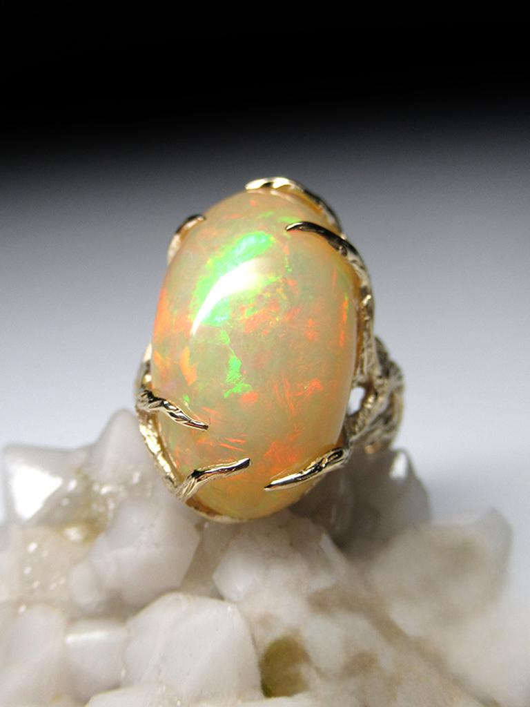 Ethiopian Opal Yellow Gold Ring Art Nouveau Style Iridescent Gemstone Jewelry For Sale 7