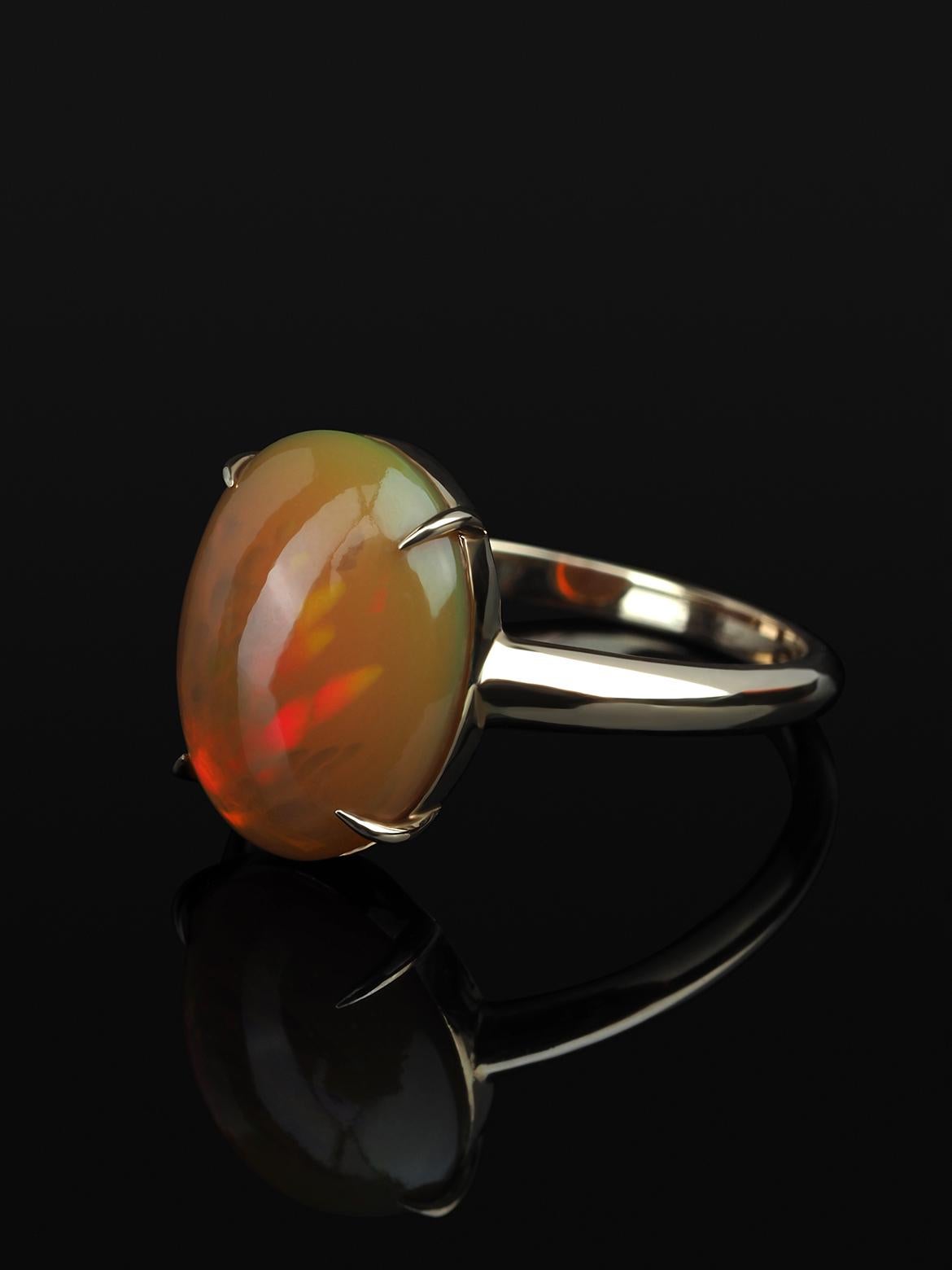 Oval Cut Ethiopian Opal Yellow Gold Ring Orange Honey For Sale