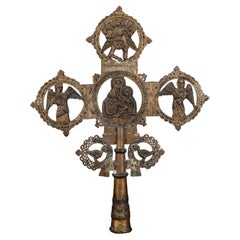 Croce da processione etiope: Un patrimonio sacro e artigianale
