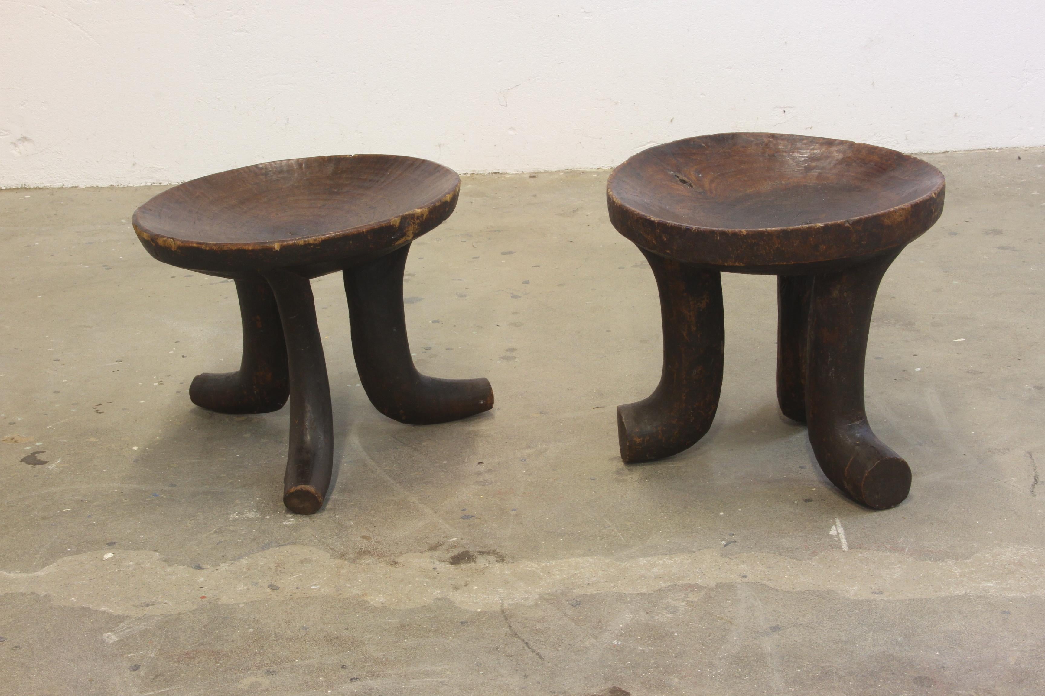 Tabourets éthiopiens, d'Afrique Chaise 'Oromo' Trois pieds sculptés à la main en vente 6