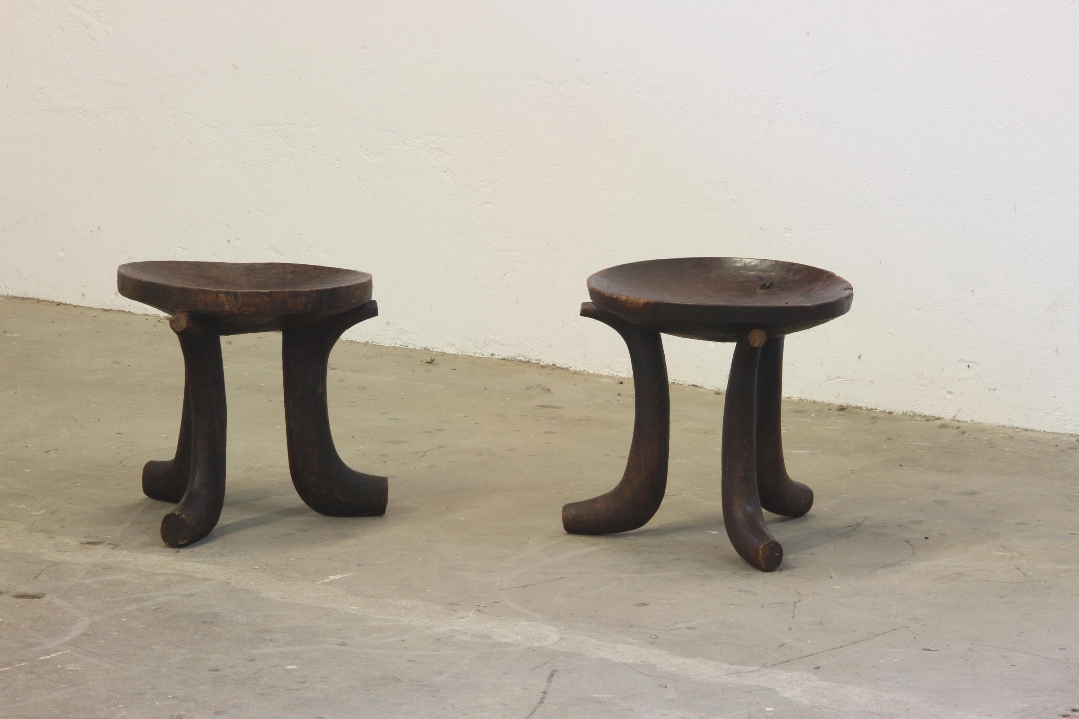 Ethiopian Stools, from Africa 'Oromo’ Chair Three-Legged hand carved In Good Condition For Sale In Store Heddinge, DK