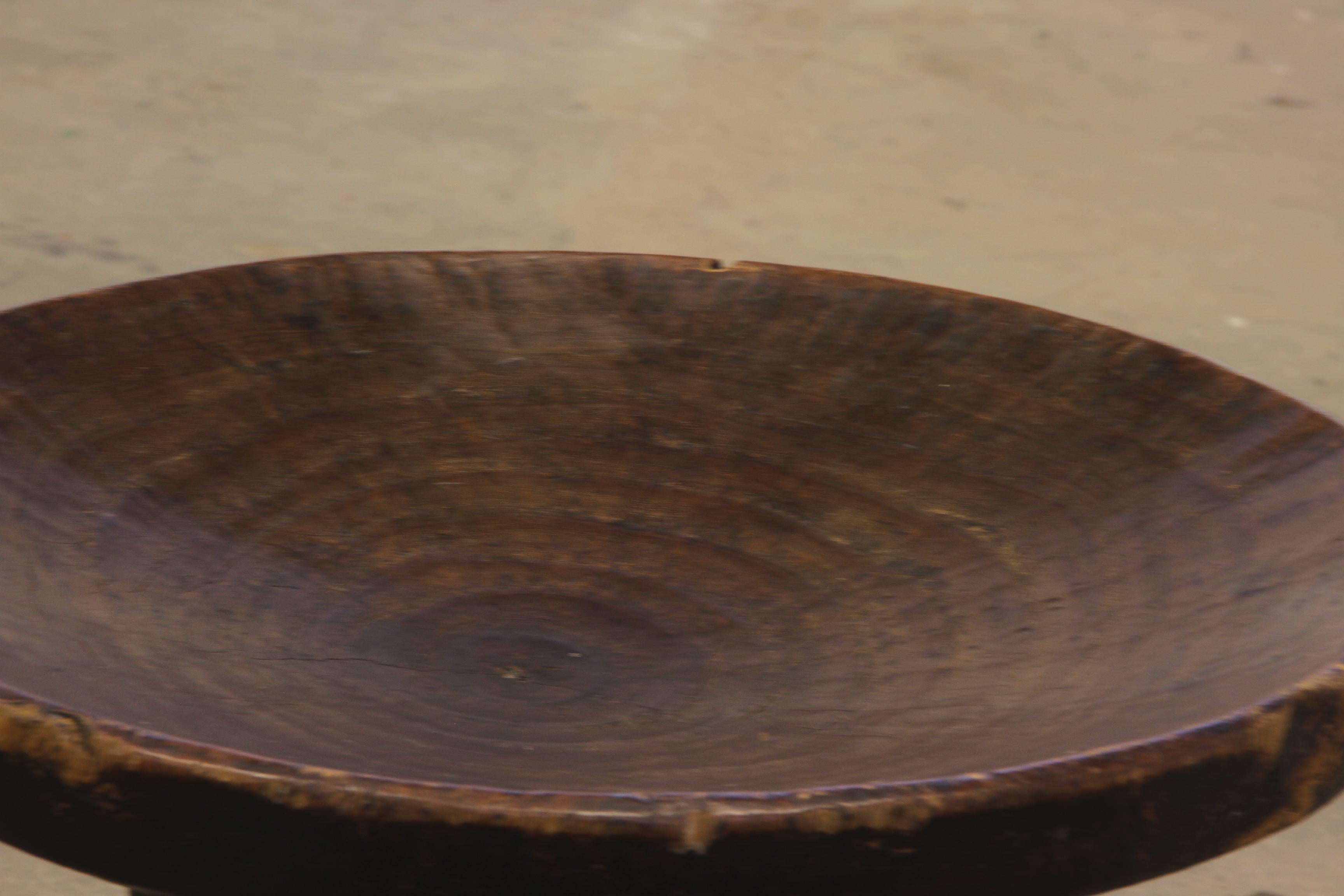 20ième siècle Tabourets éthiopiens, d'Afrique Chaise 'Oromo' Trois pieds sculptés à la main en vente