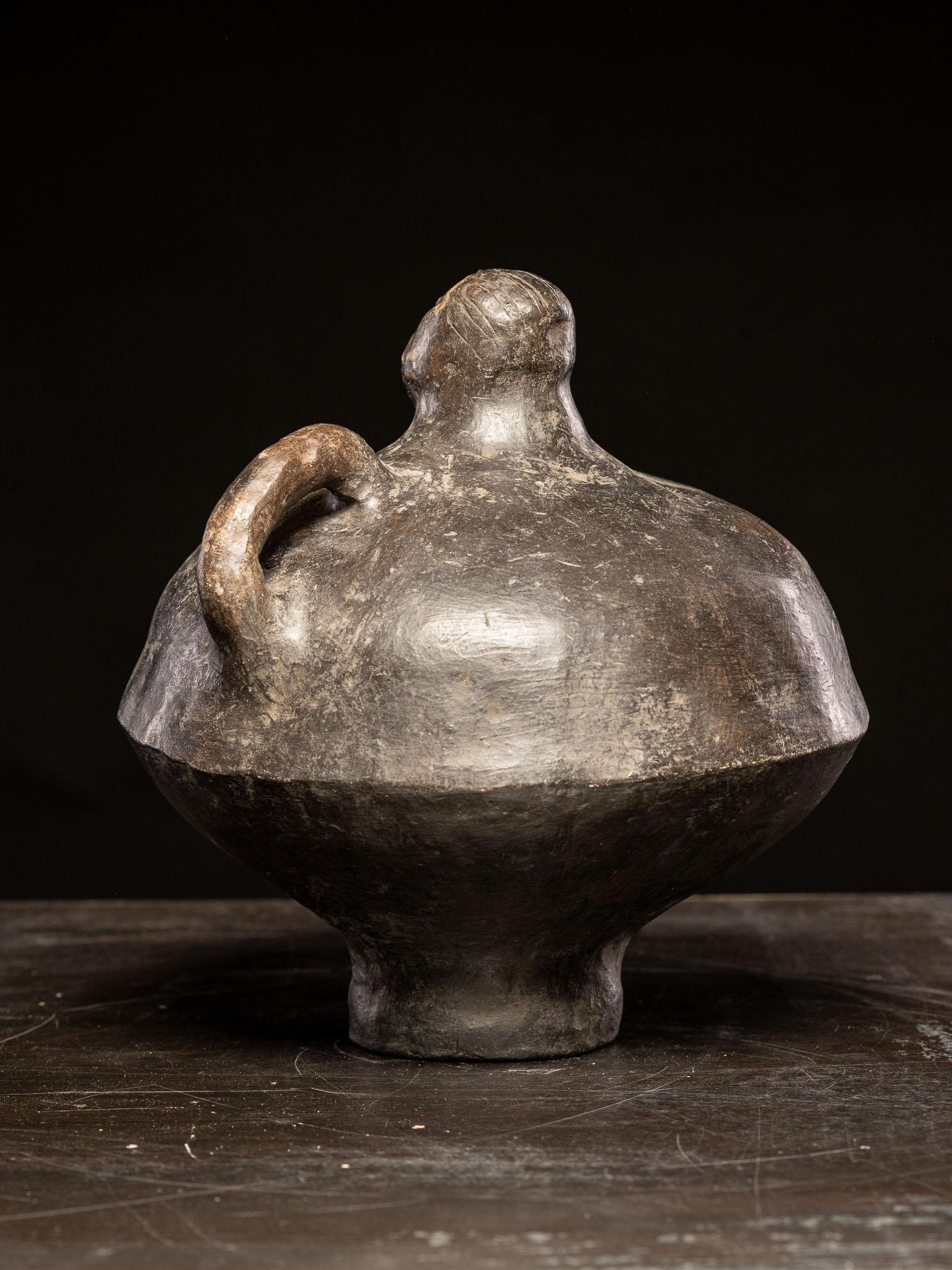 Hand-Crafted Ethnic Design-Anthropomorphic ceramic vessel, Luba People, DRC. For Sale