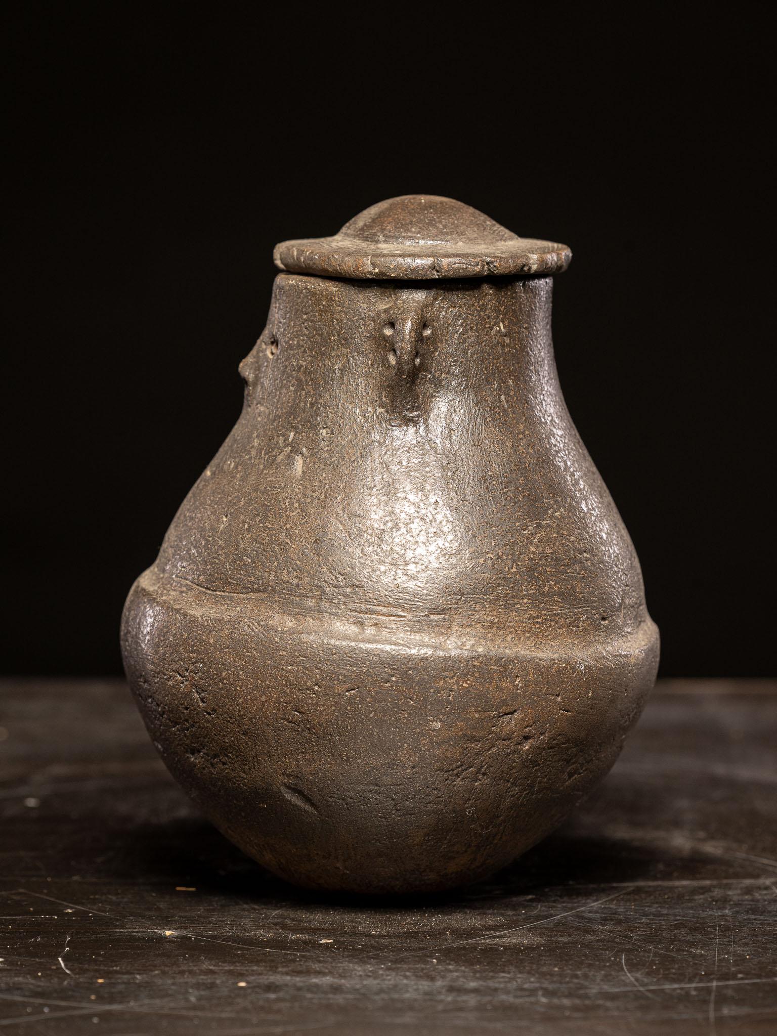 Hand-Crafted Ethnic Design-Anthropomorphic ceramic vessel, Zande People, DRC For Sale