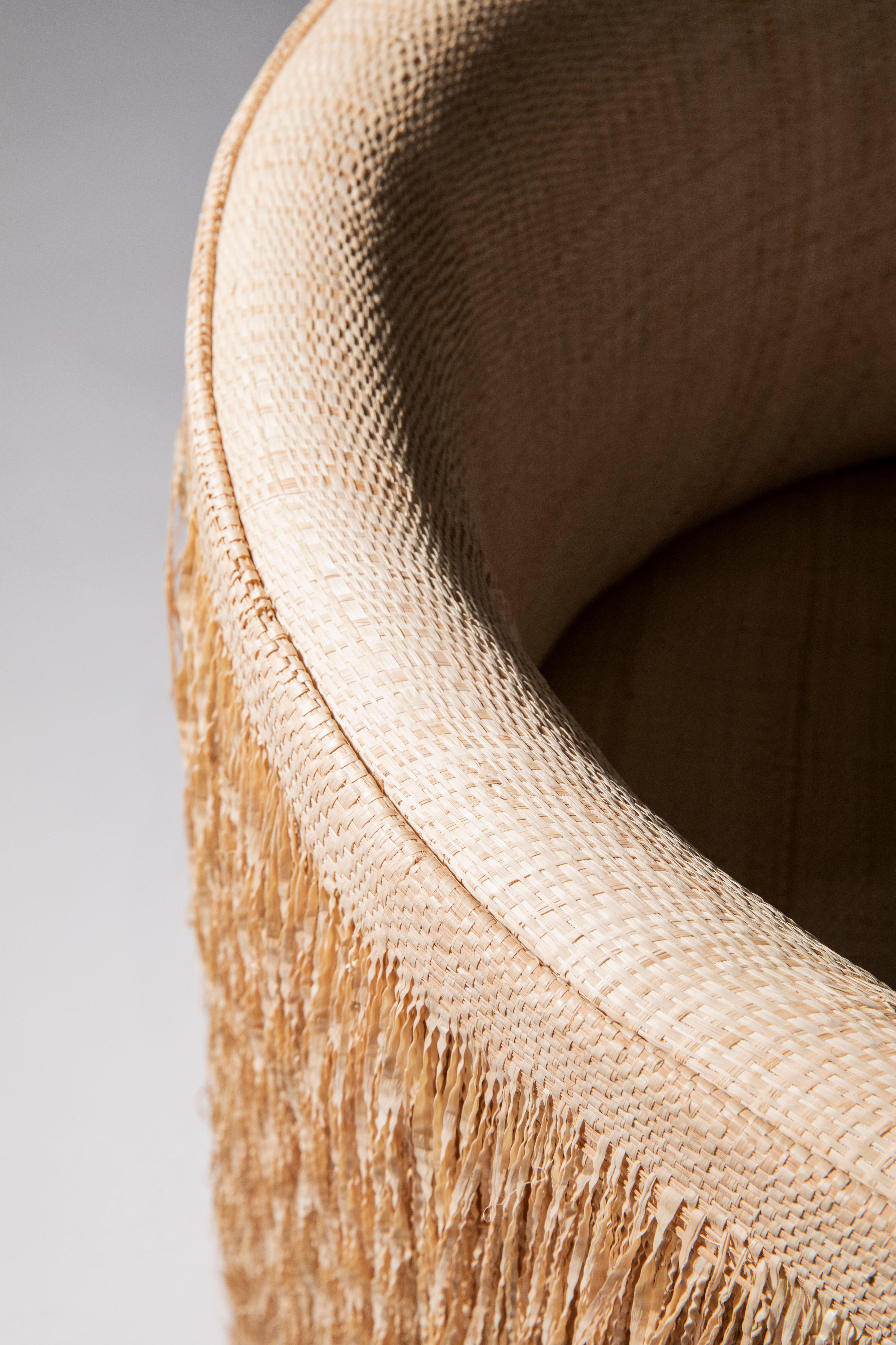 Fauteuil ethnique en paille de Neca Abrantes - Design brésilien et Craft indigène en vente 1