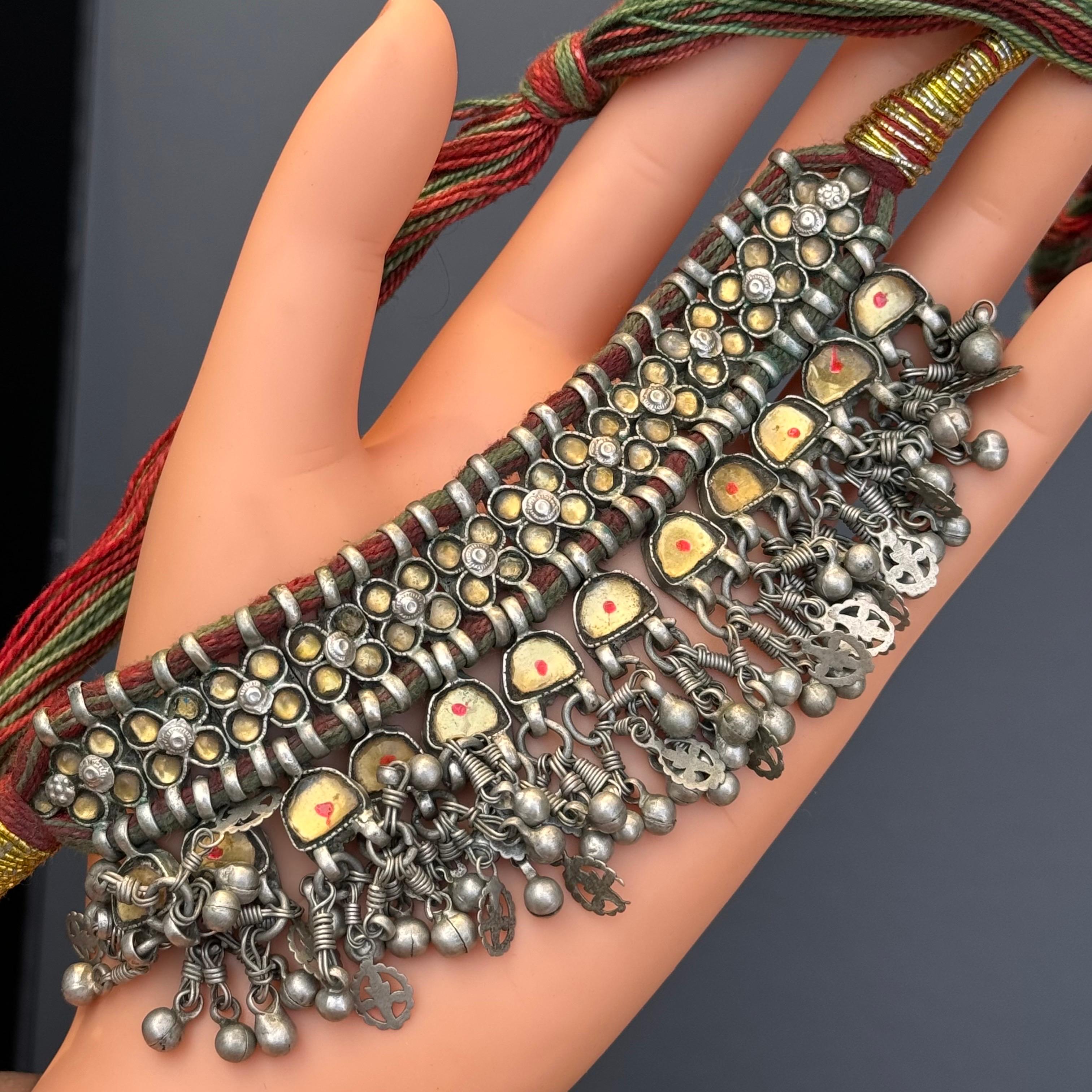 Collier ras du cou Ethnic Tribal Handcraft en argent en vente 5