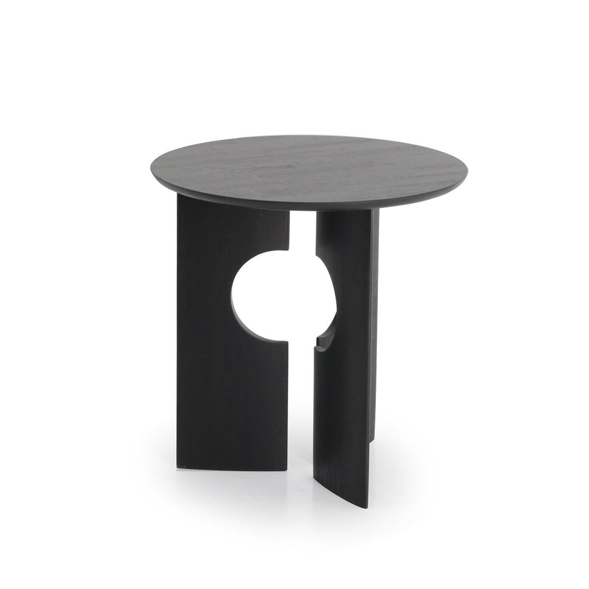 Ethnicraft 
Cove side table
Black varnished teak
50 h 50 diametre
new
6 kg
Dated and signed 2022