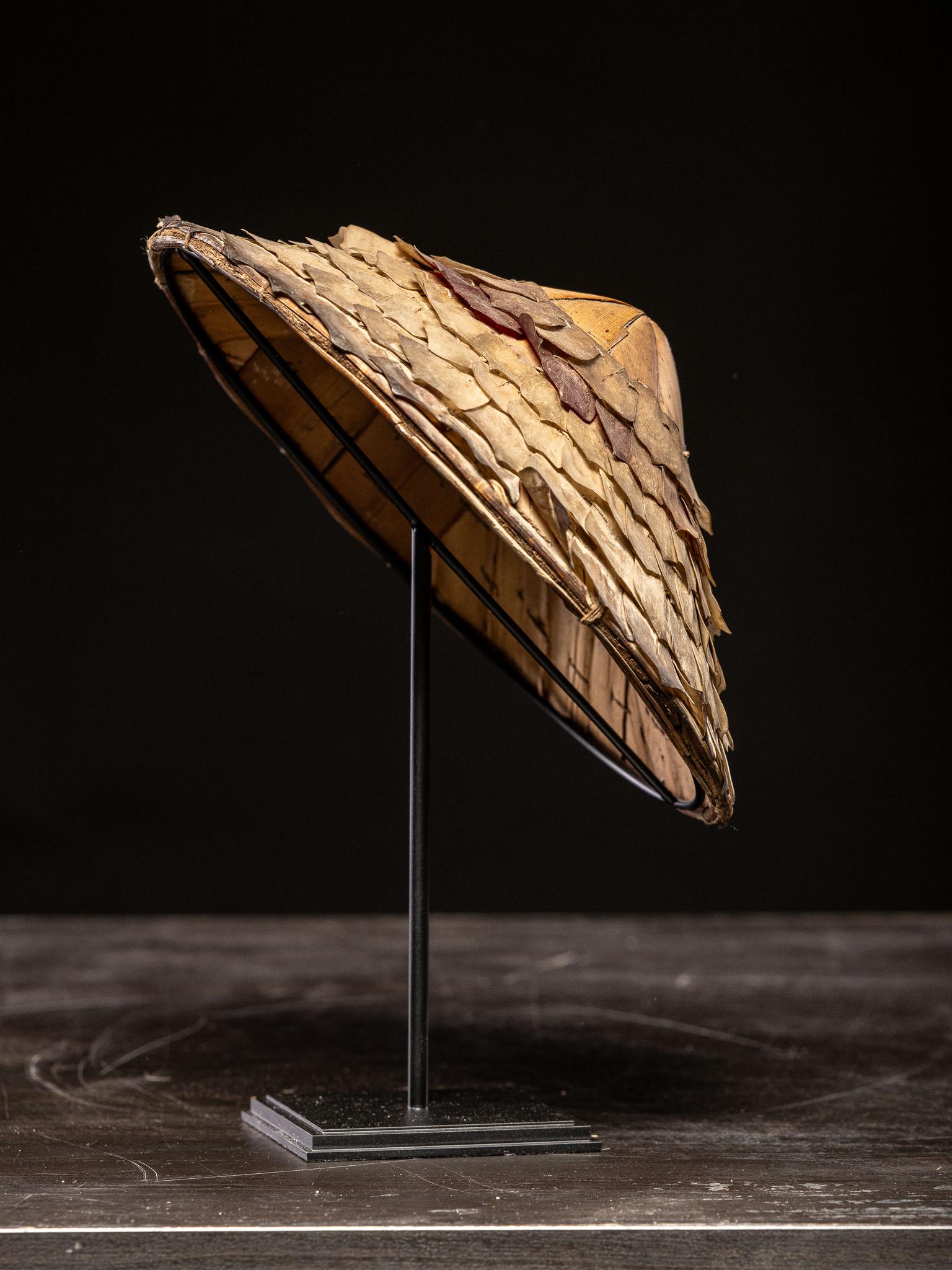 Ethnographic Fish Scale Hat Handmade Molucca, Indonesia. In Good Condition For Sale In Leuven , BE