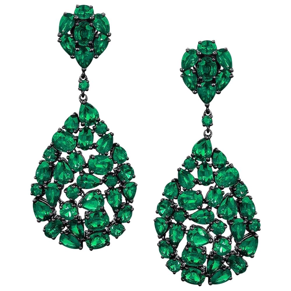 Etho Maria 18 Karat Blackened Gold Drop Earrings with 14.09 Carat Emeralds
