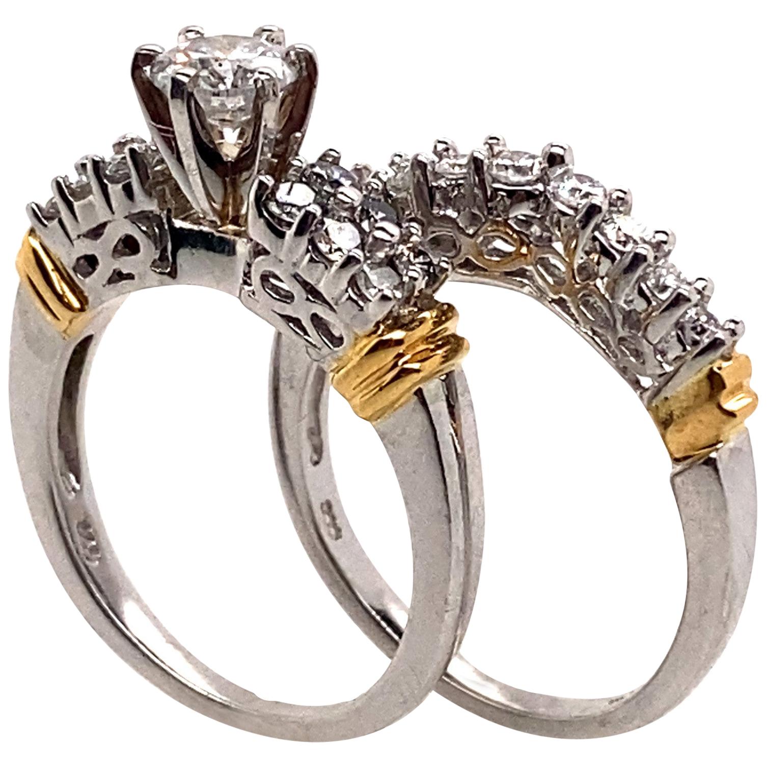 Ethonica Classic Round Diamond Engagement Ring in Platinum For Sale
