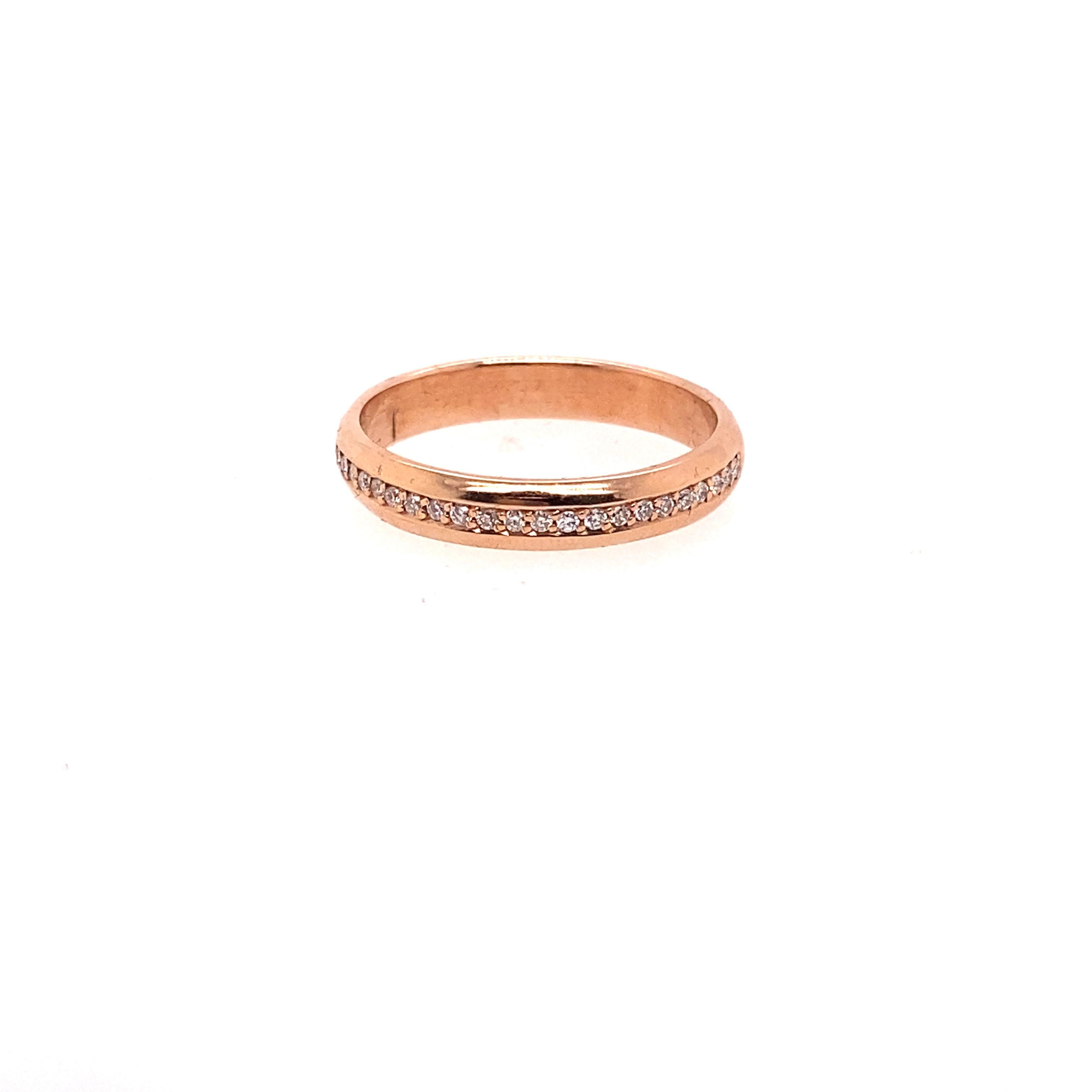 Round Cut Ethonica Diamond Band in 14 Karat Gold For Sale