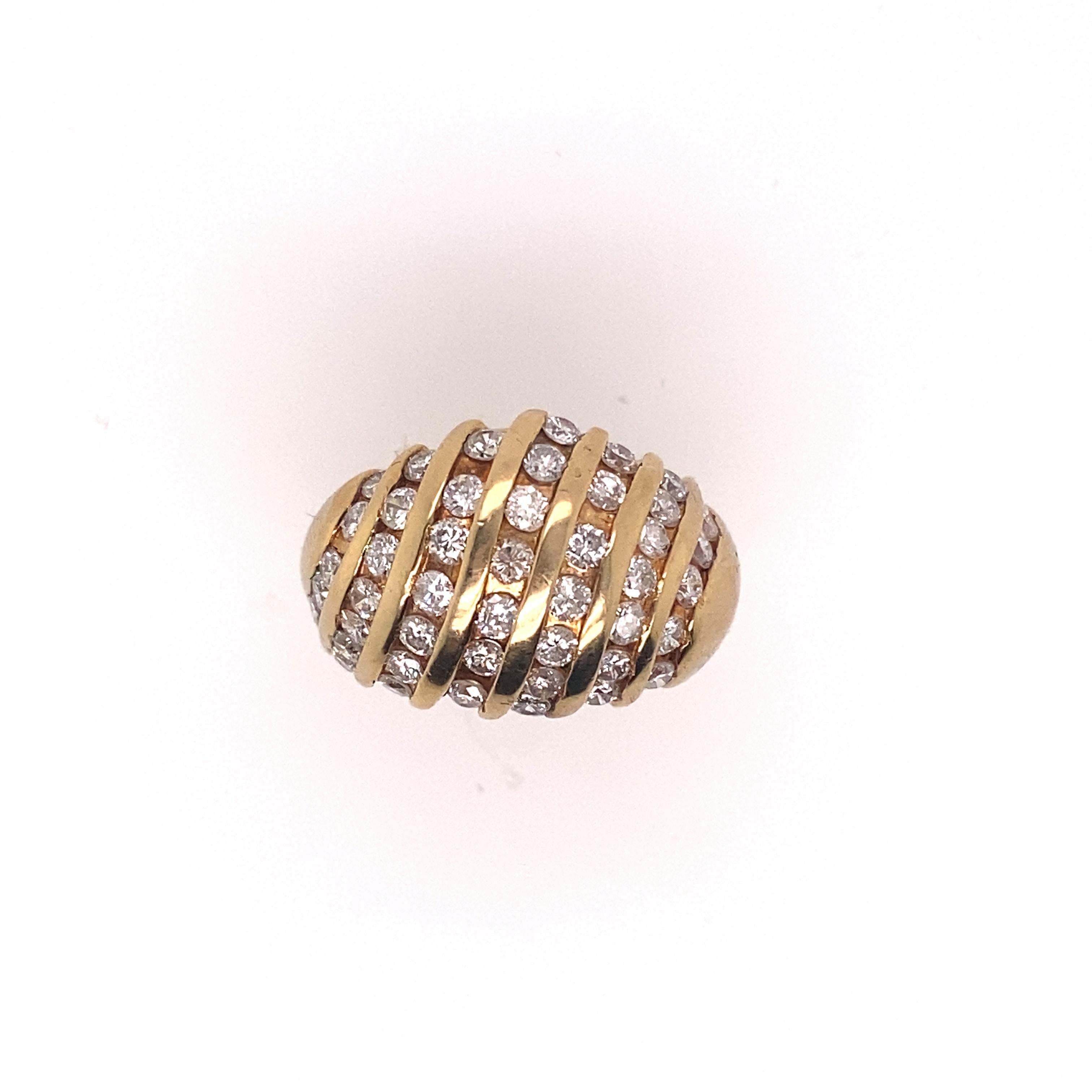 Ethonica Diamond Dome Ring in 14 Karat Gold In New Condition For Sale In New York, NY