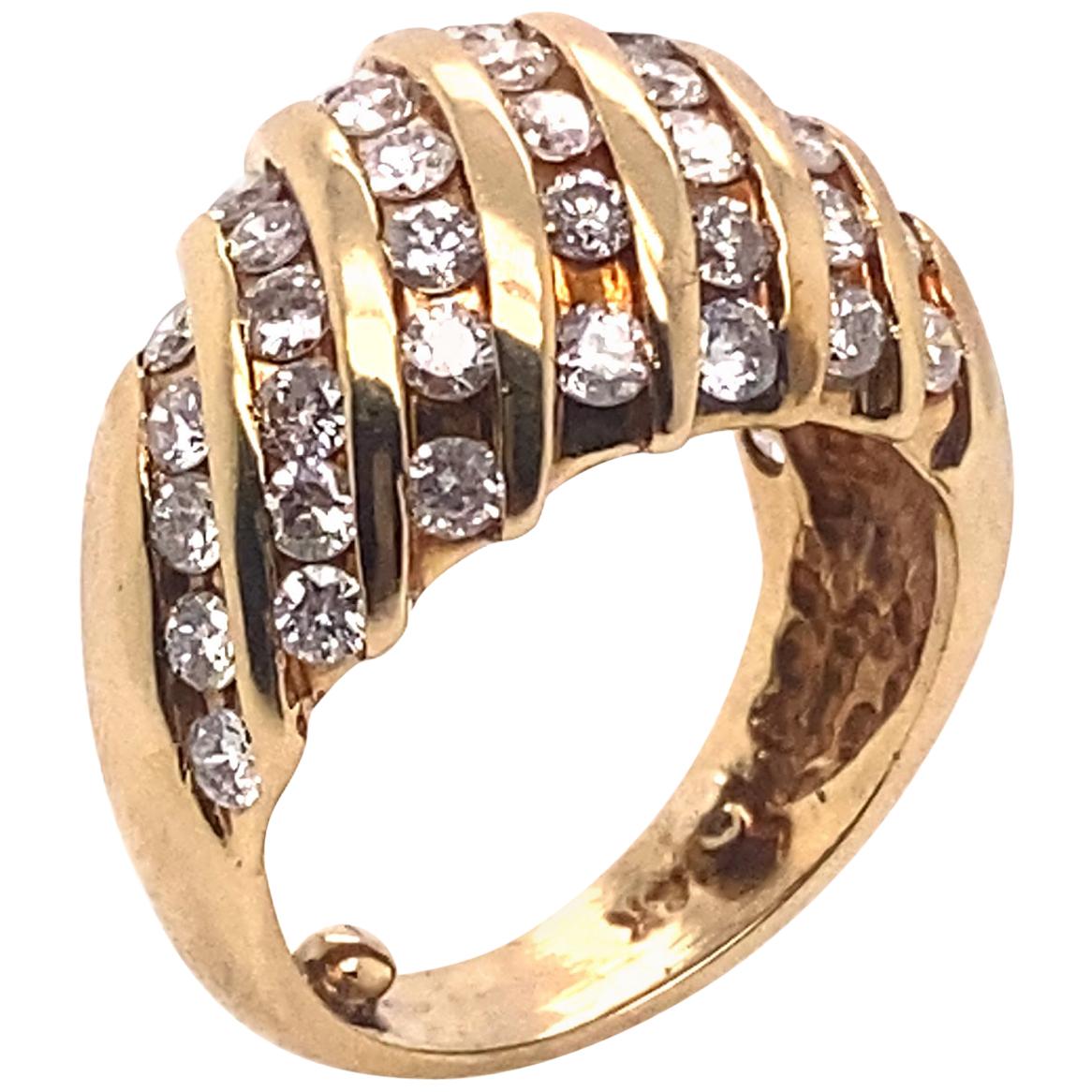 Ethonica, bague dôme en or 14 carats et diamants en vente